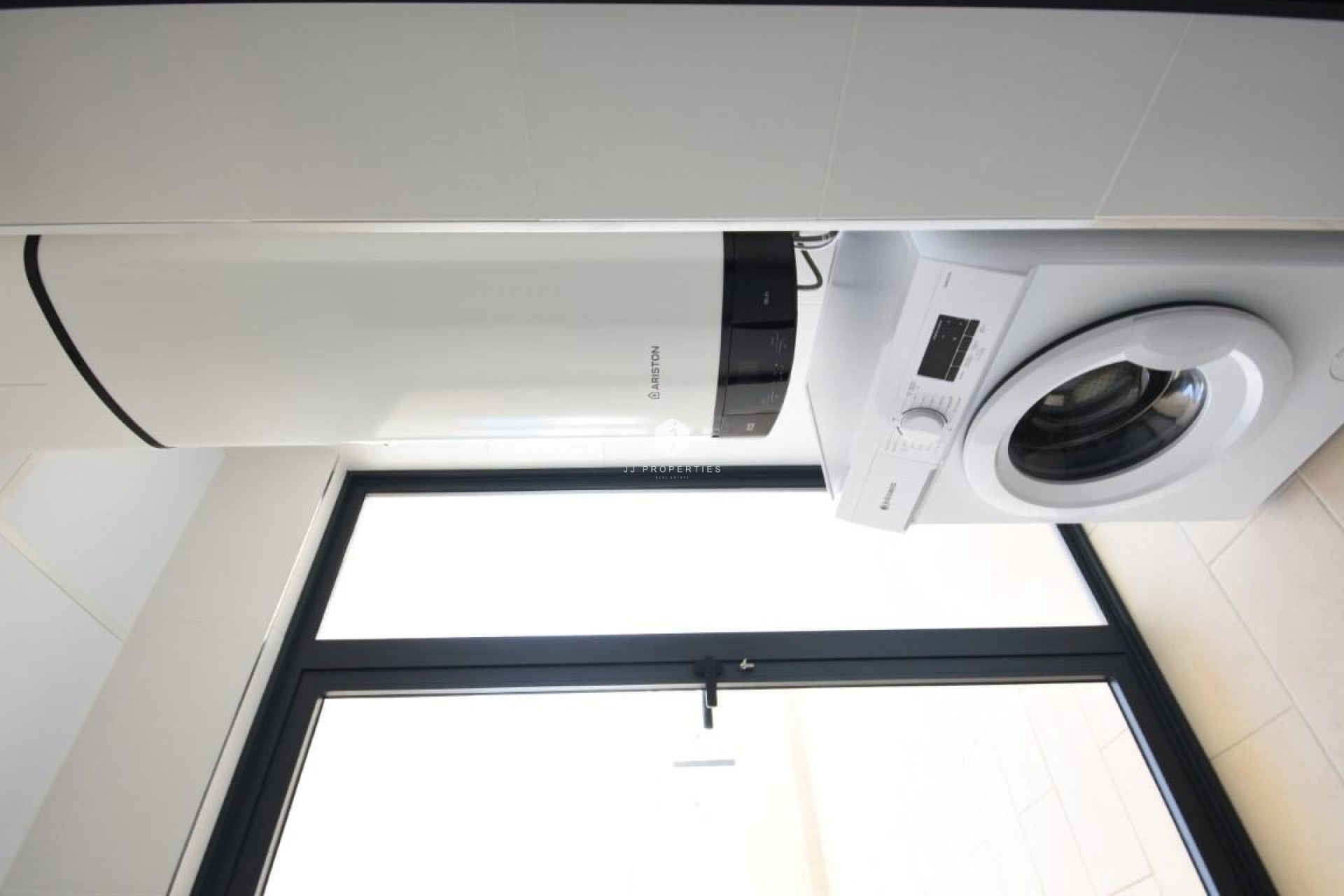 Neue Gebäude - Wohnung -
San Miguel de Salinas - Pueblo