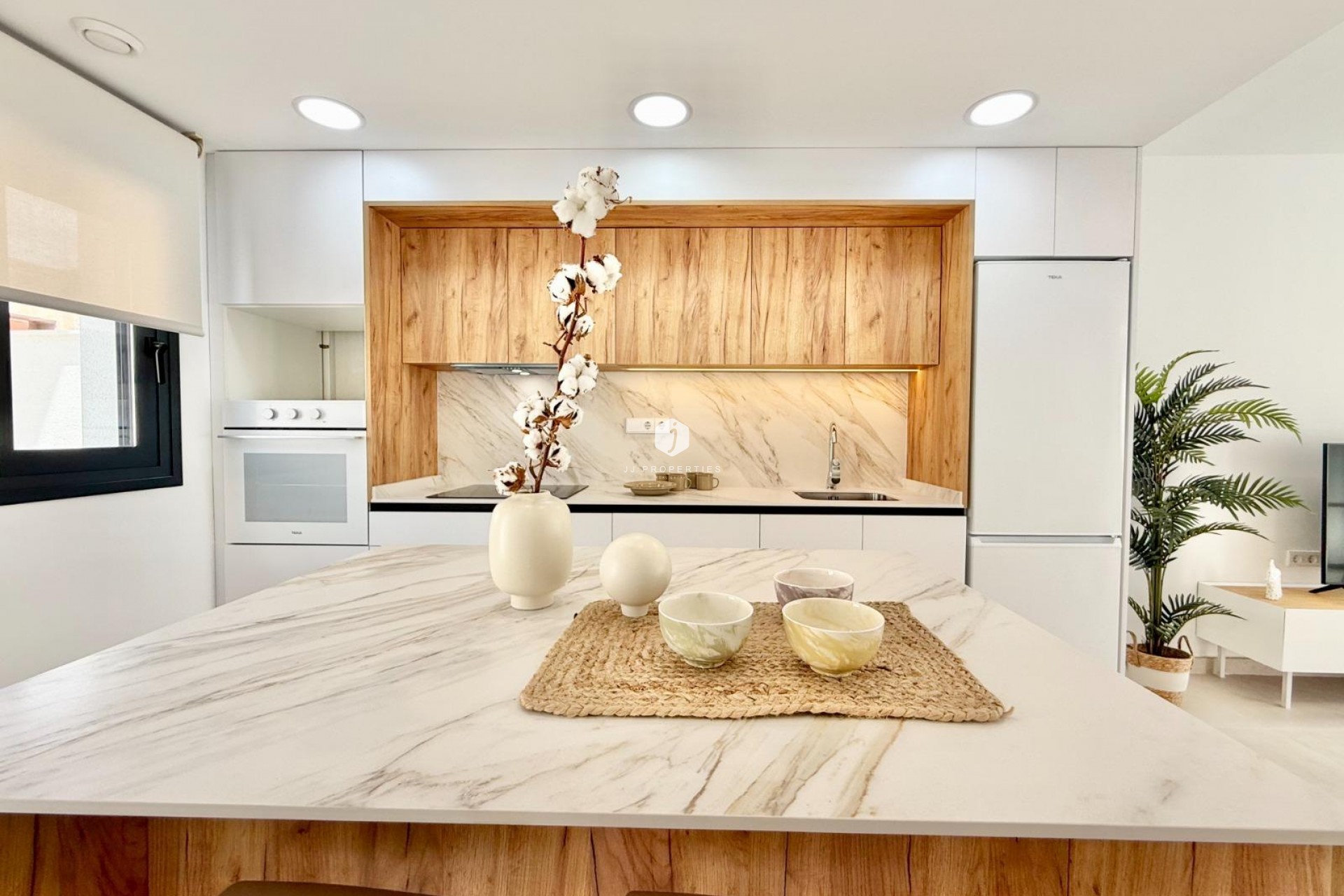 New Build - Chalet -
Cox - San Fernando