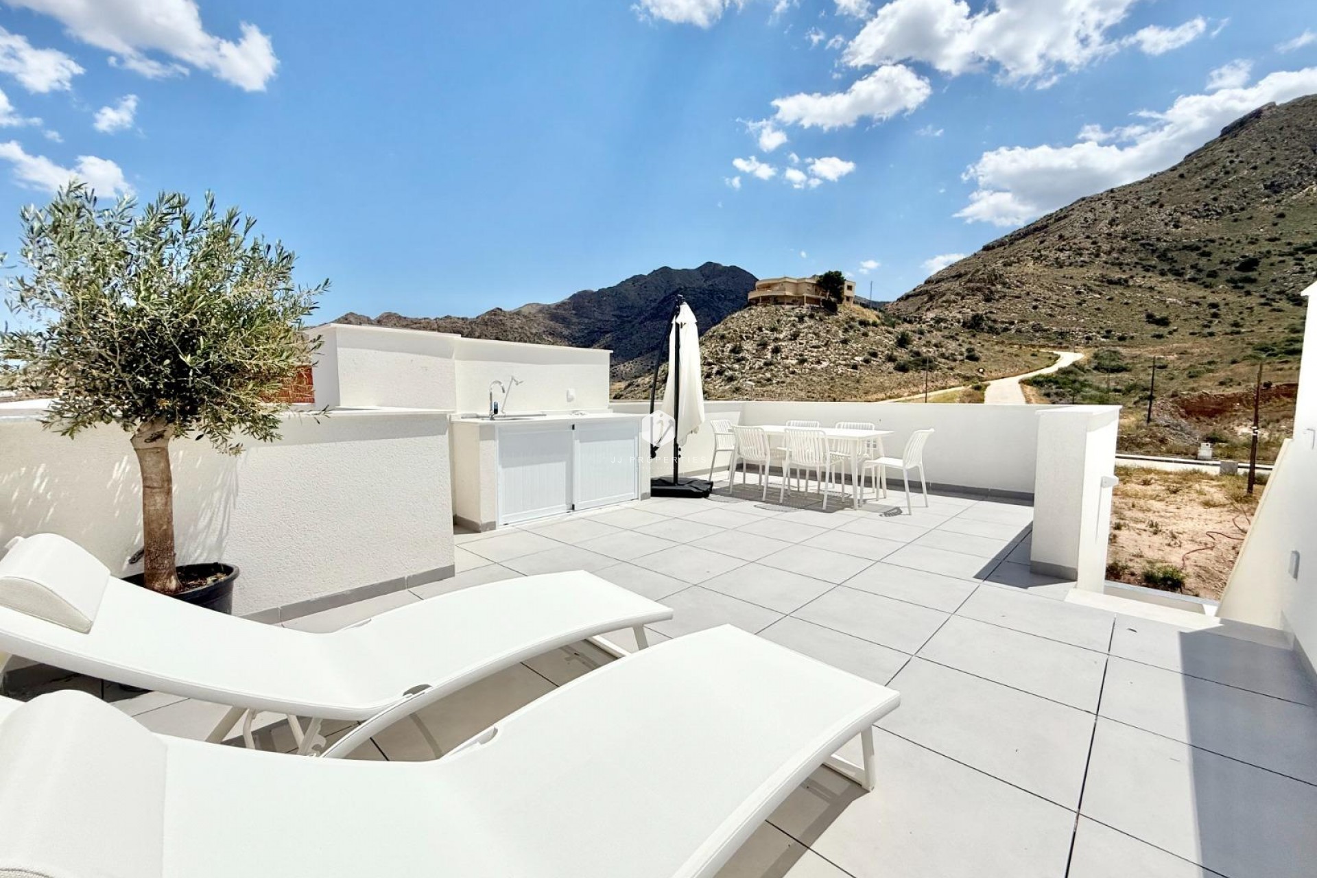 New Build - Chalet -
Cox - San Fernando