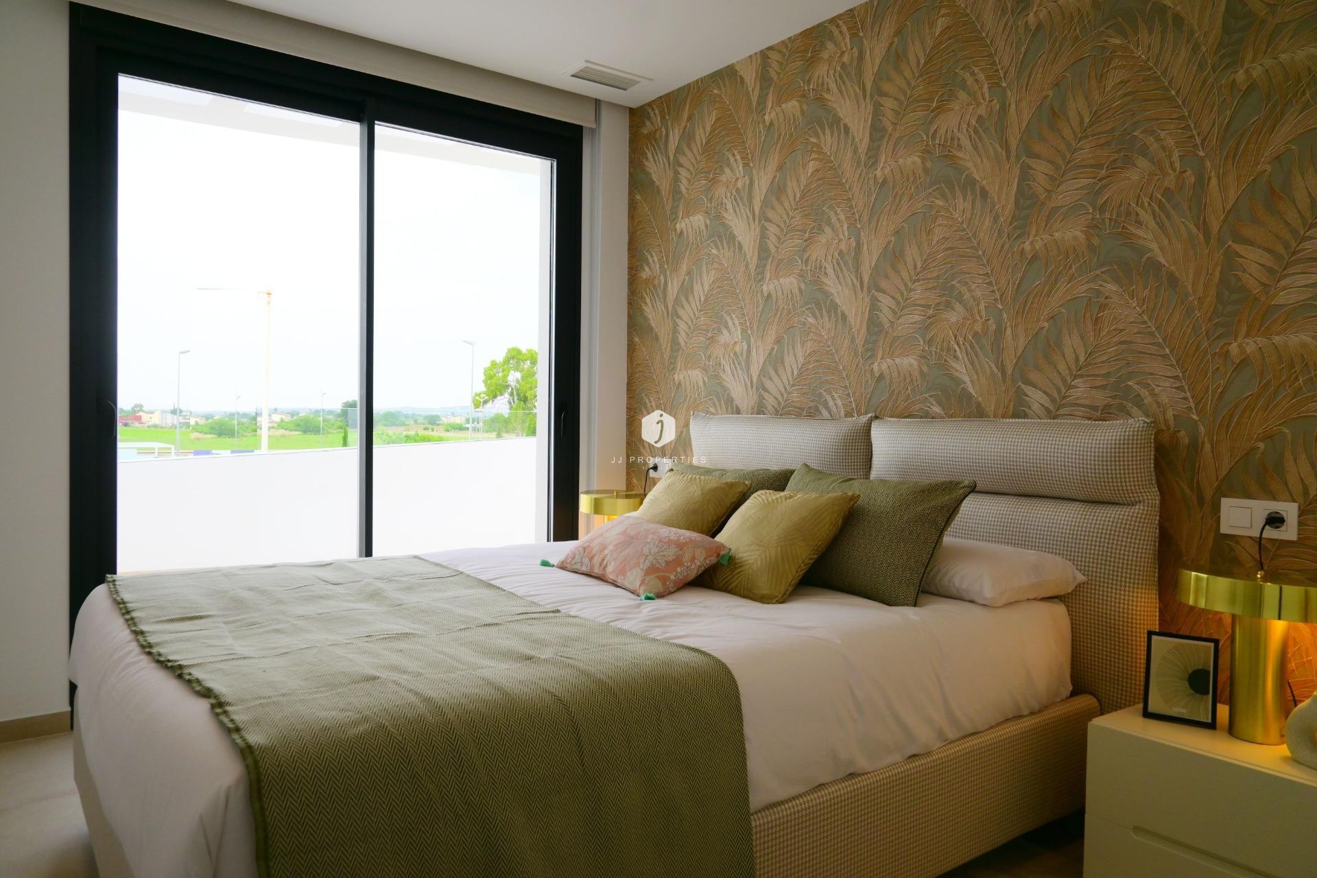 New Build - Chalet -
Dolores - polideportivo