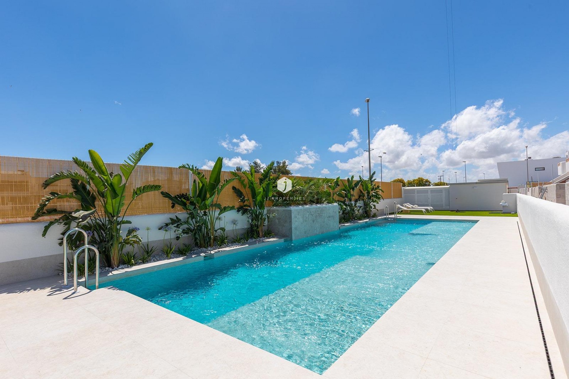 Nouvelle construction - Bungalow -
Dolores - Sector 3