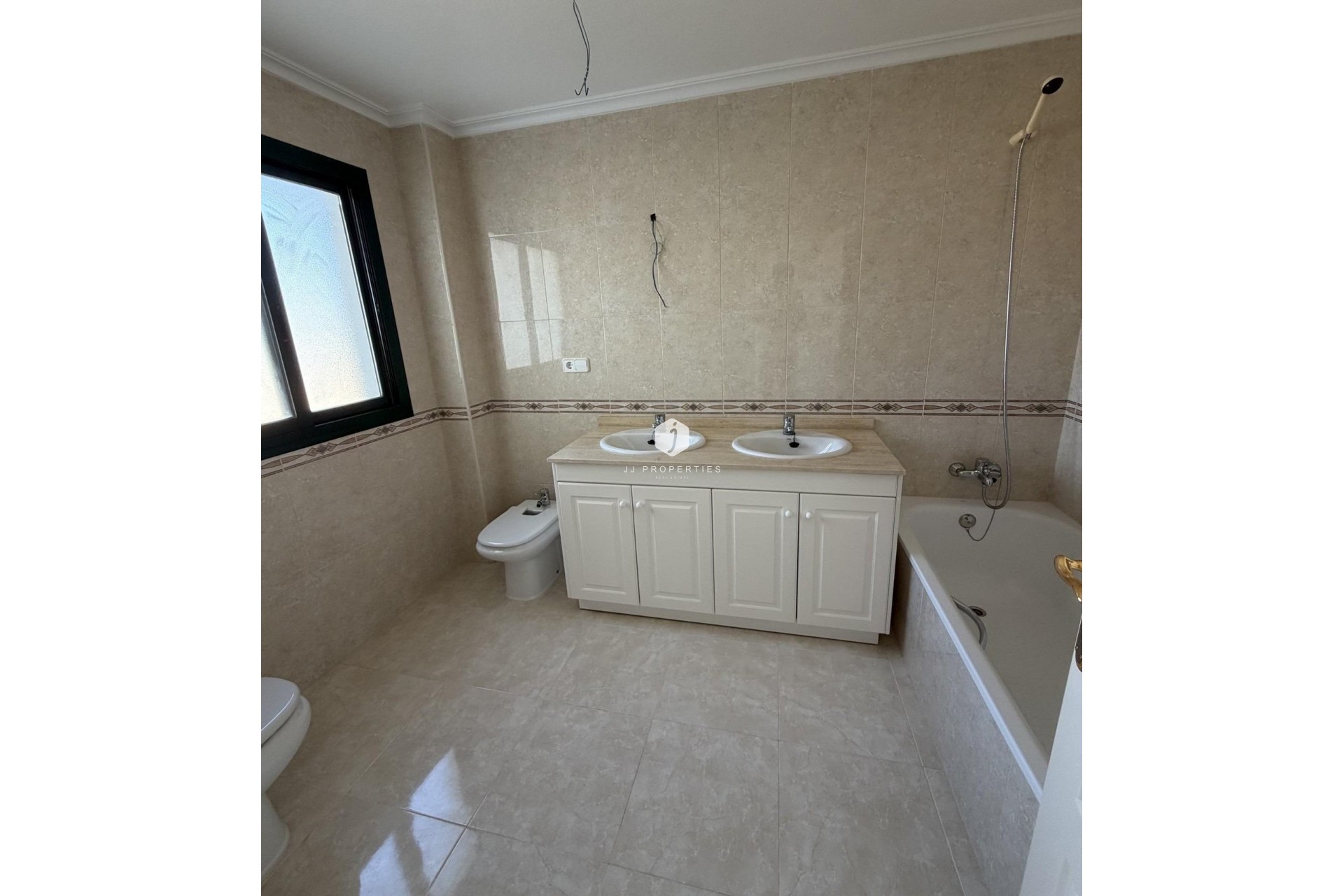 Nowy budynek - Daszek -
Orihuela Costa - Lomas de Campoamor