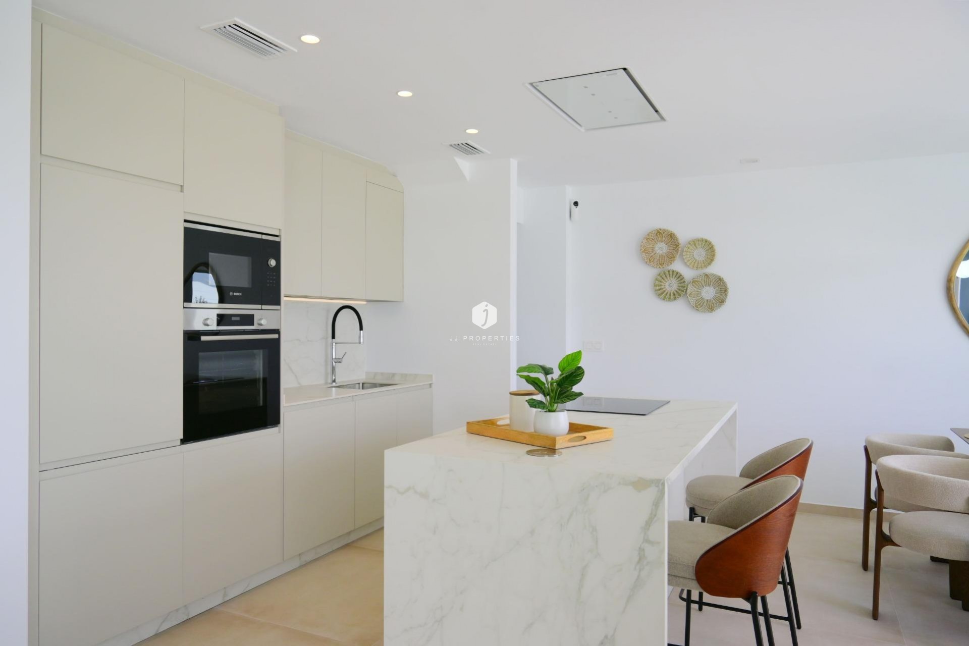 Nowy budynek - Szalet -
Dolores - polideportivo