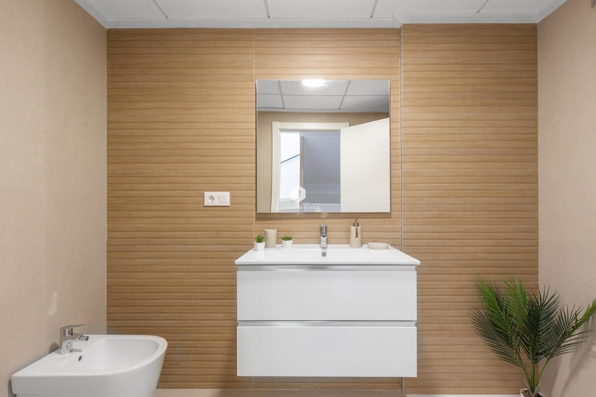 Nowy budynek - Szalet -
Rafal - pueblo