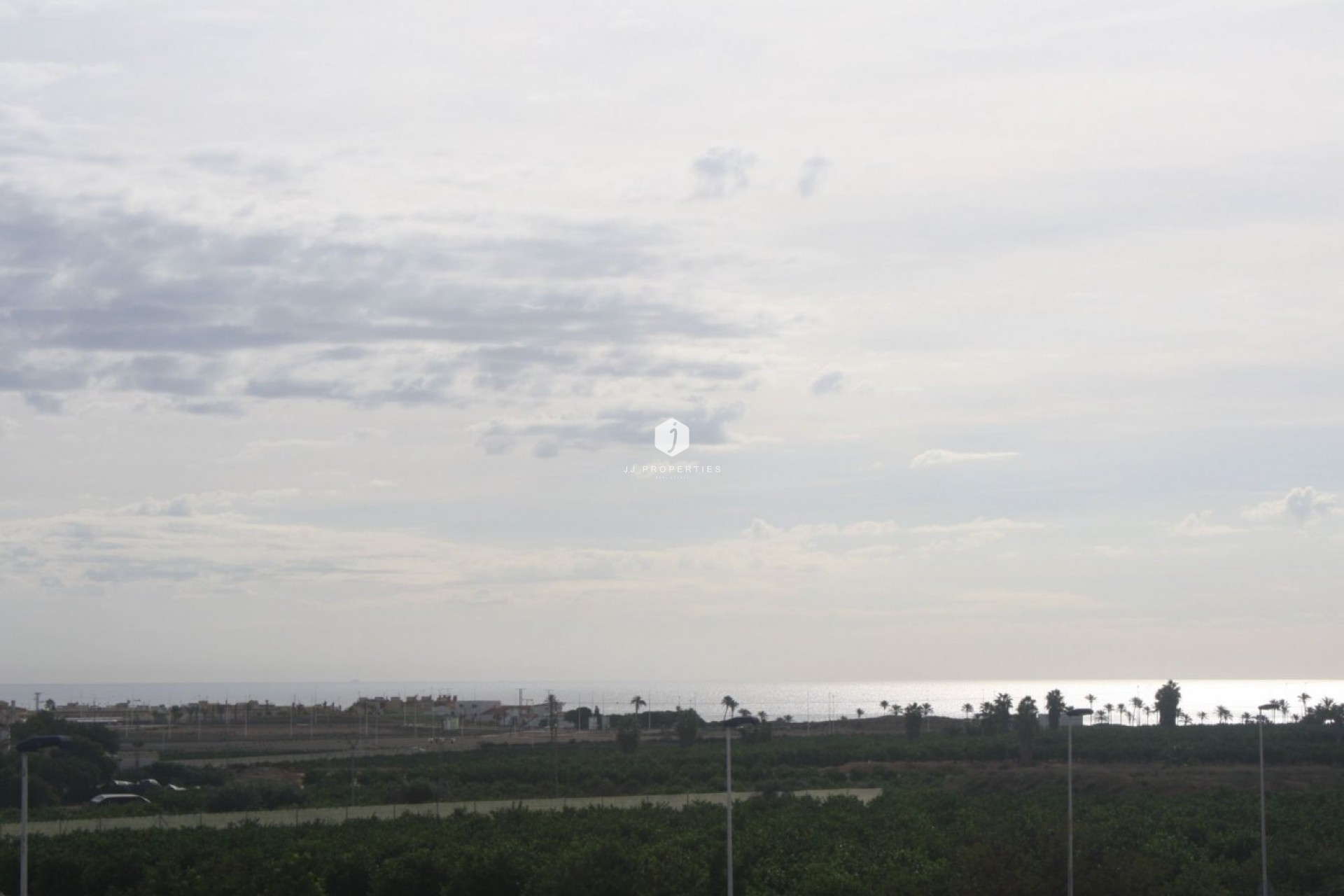 Nowy budynek - Szalet -
Torrevieja - Los altos