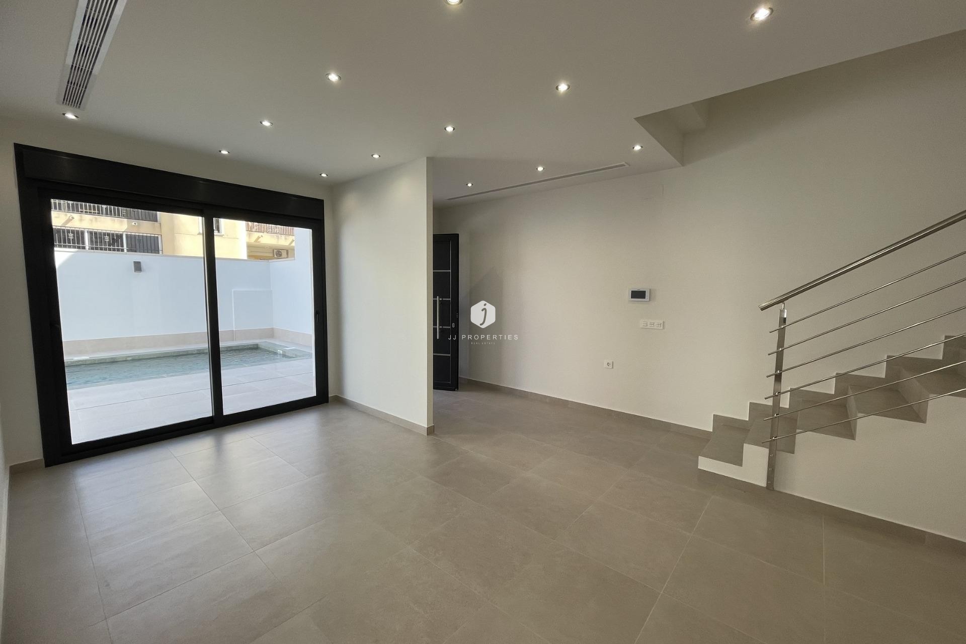 Nowy budynek - Villa -
Almoradí - Heredades