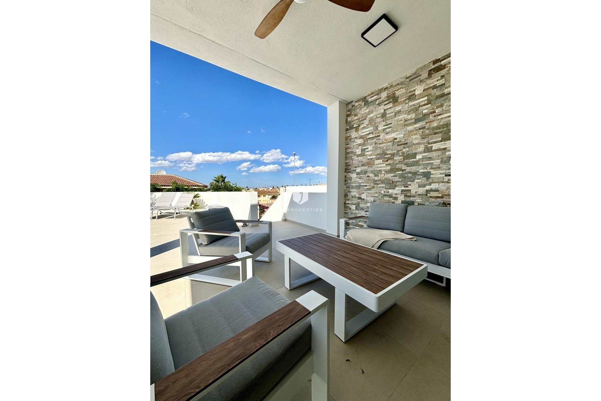 Nowy budynek - Villa -
Benijofar - Pueblo