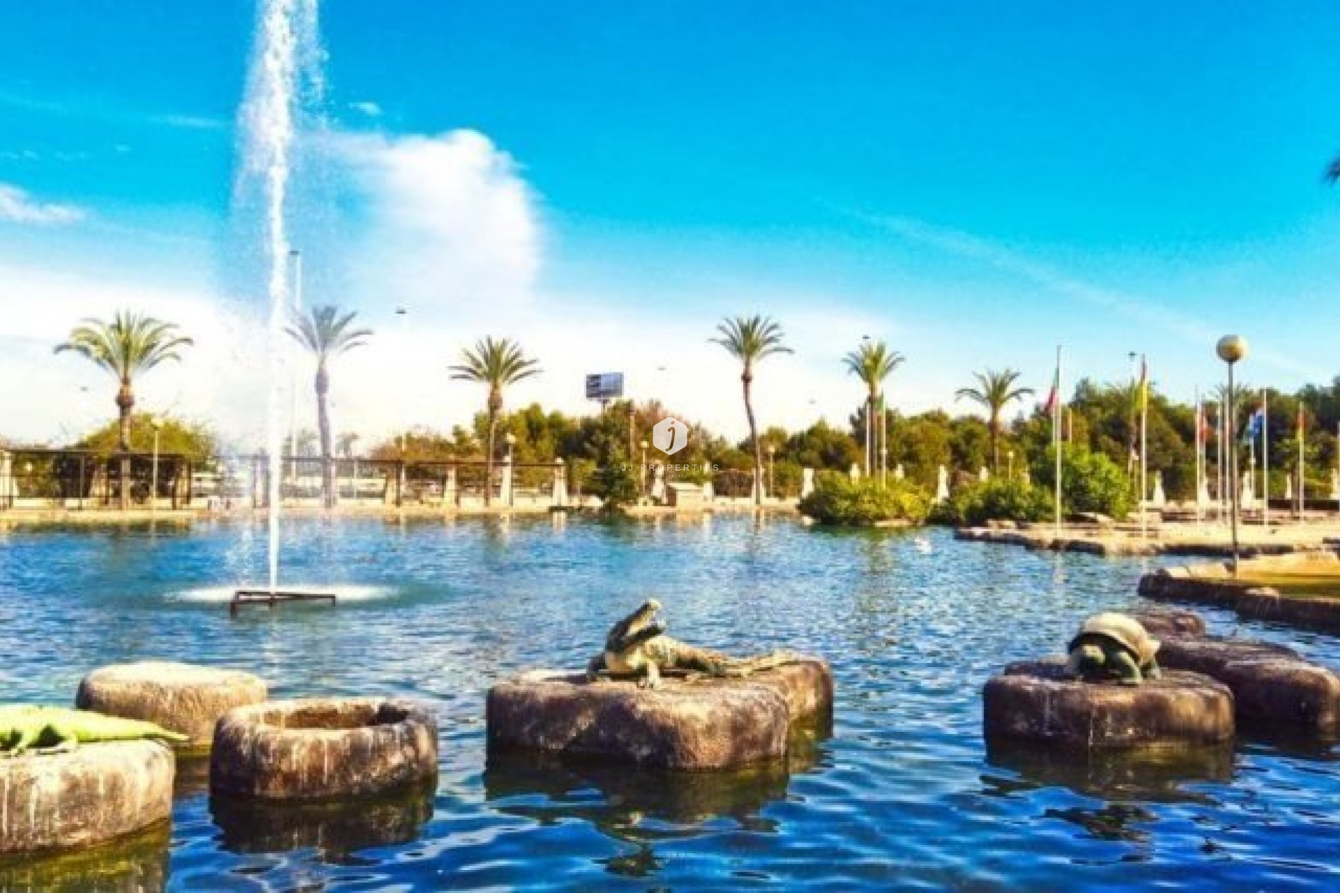 Nowy budynek - Villa -
Torrevieja - aguas nuevas