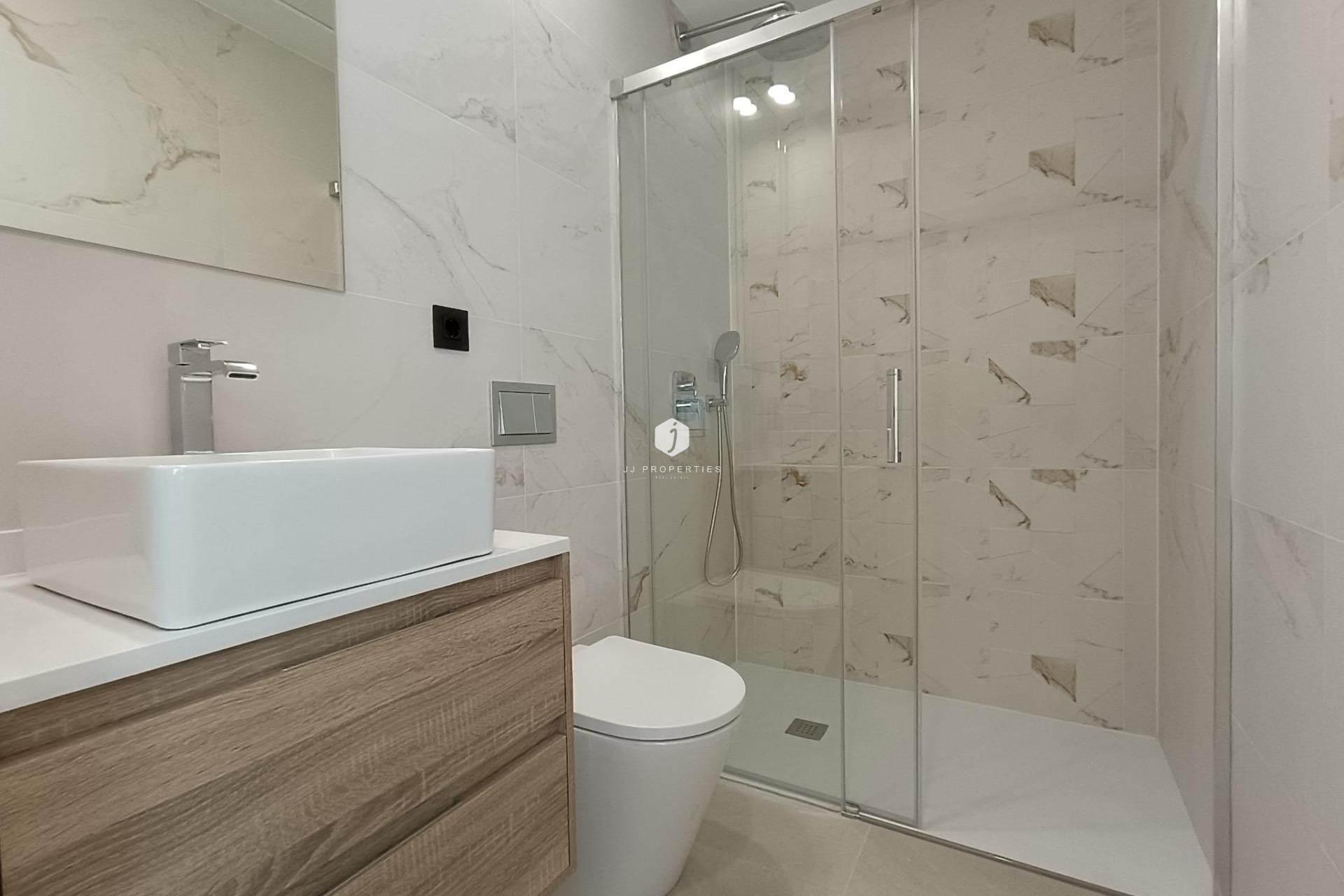 Obra nueva - Chalet -
Benijofar - Pueblo