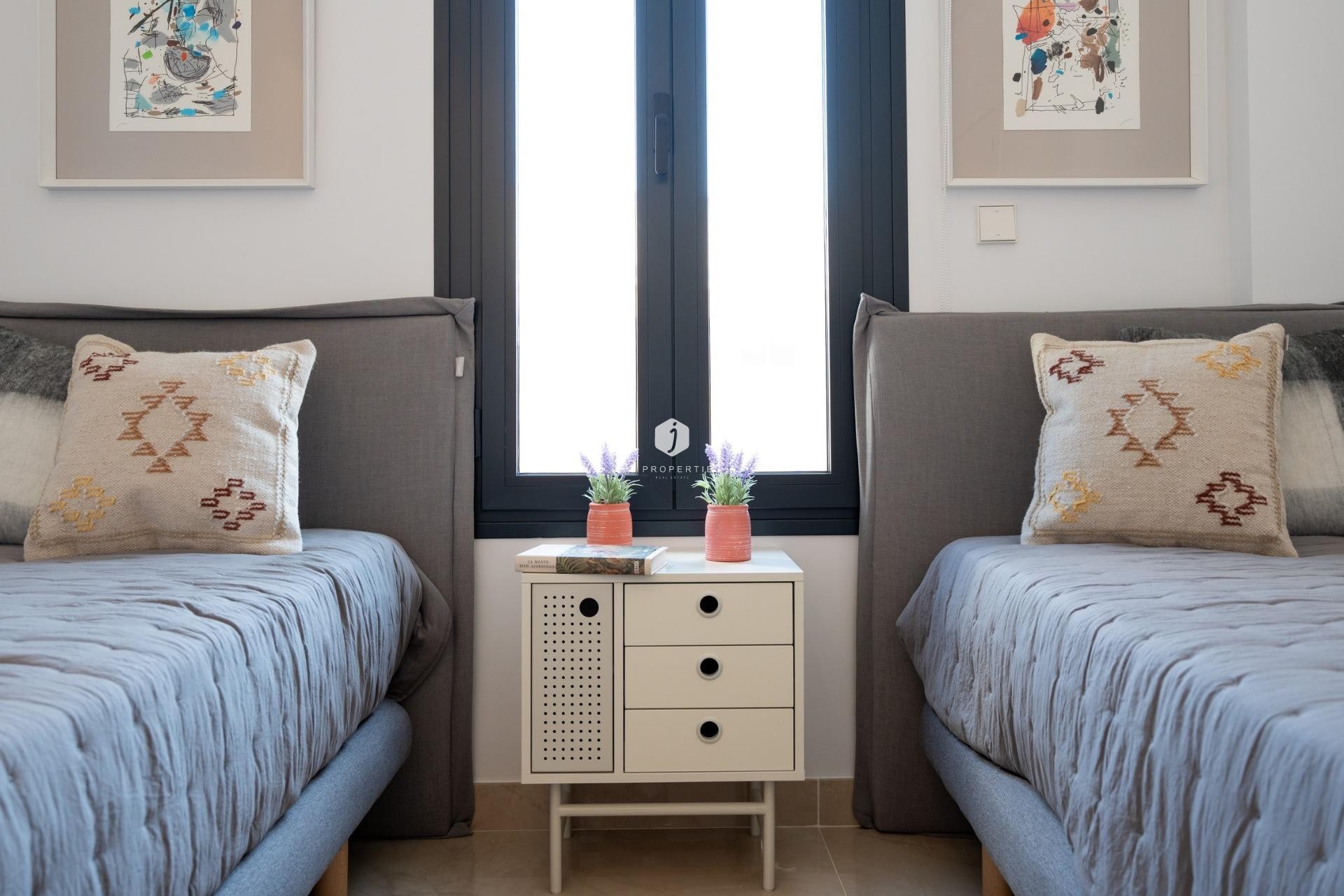 Obra nueva - Chalet -
Gran Alacant