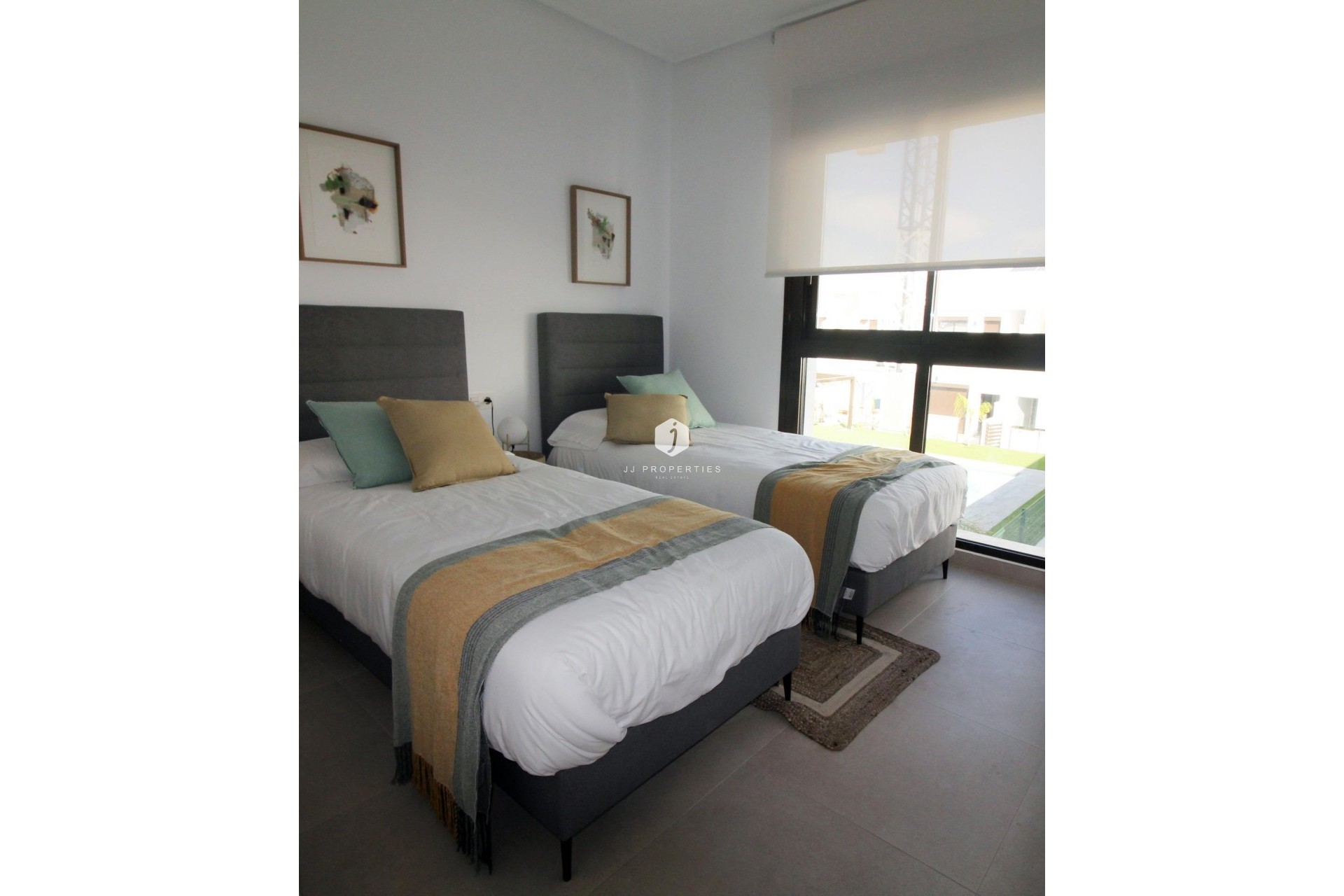 Obra nueva - Chalet -
Pilar de la Horadada - parque Andromeda