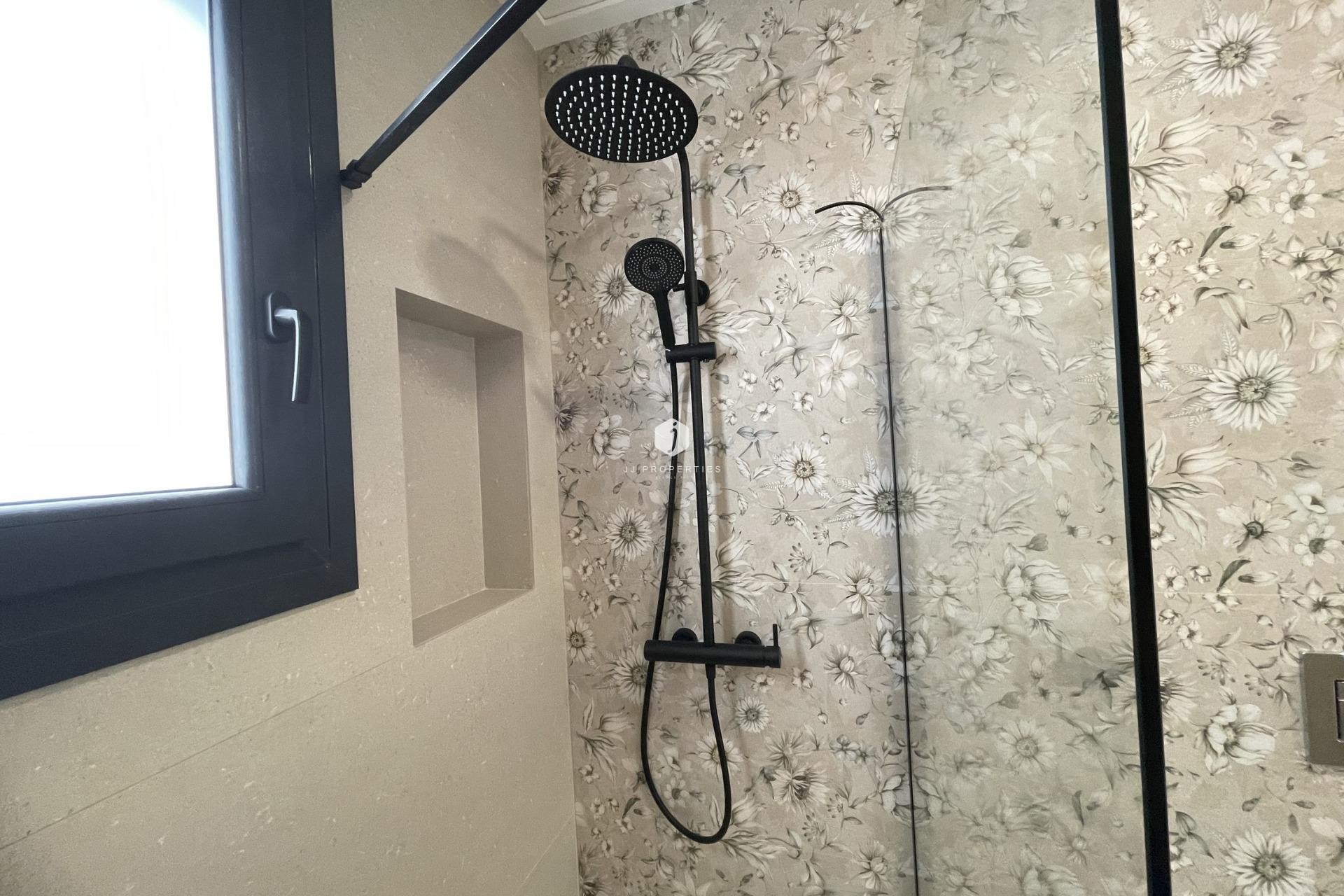 Obra nueva - Villa -
Almoradí - Heredades