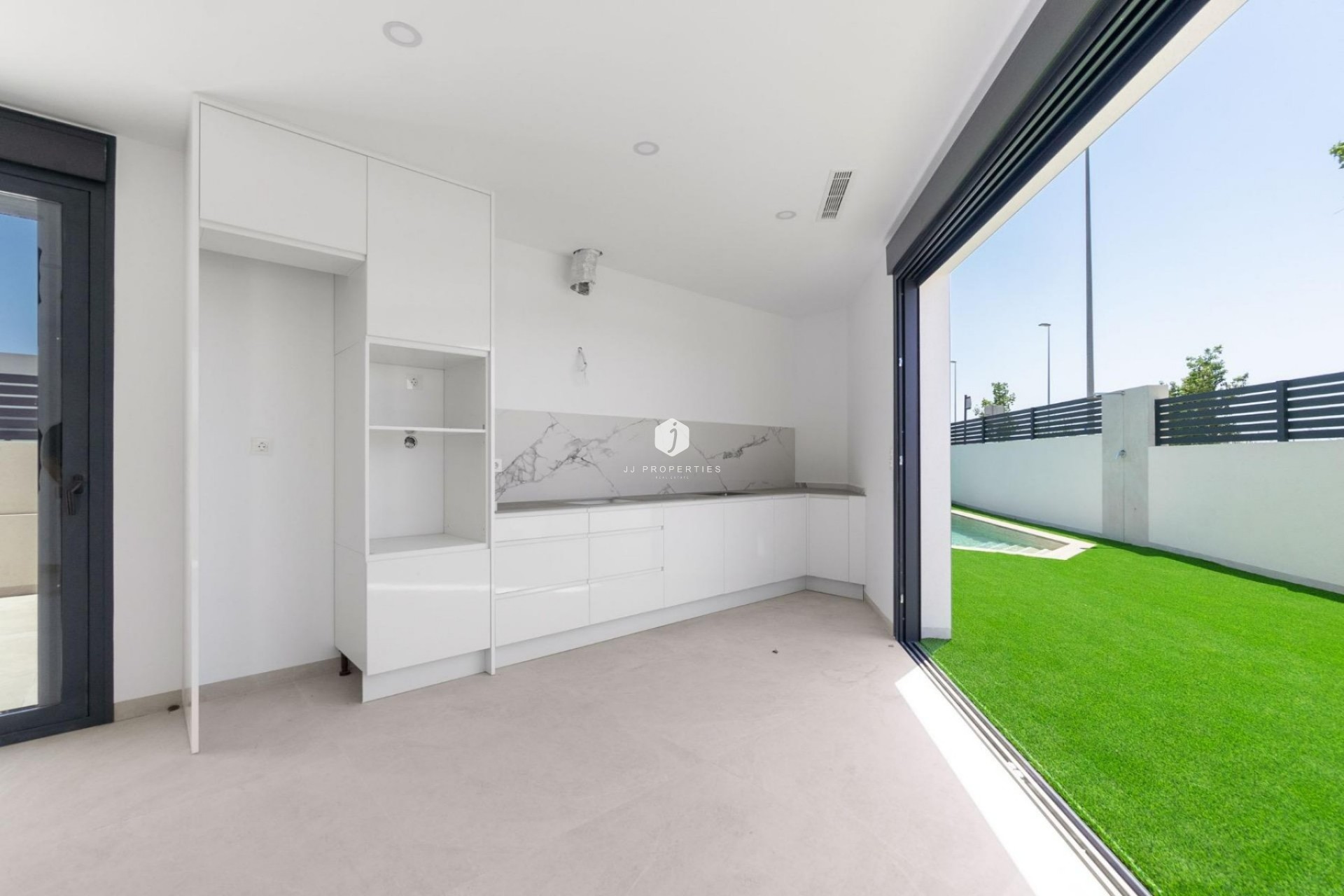 Obra nueva - Villa -
Benijofar