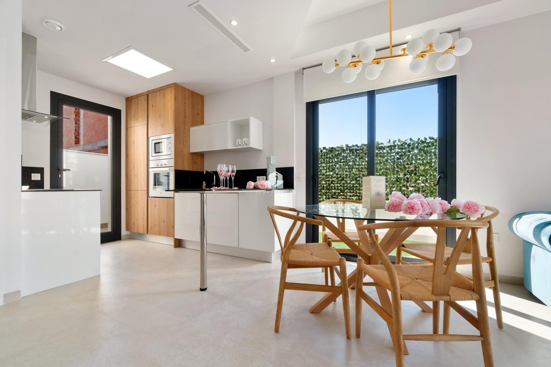 Obra nueva - Villa -
Los Montesinos - La herrada