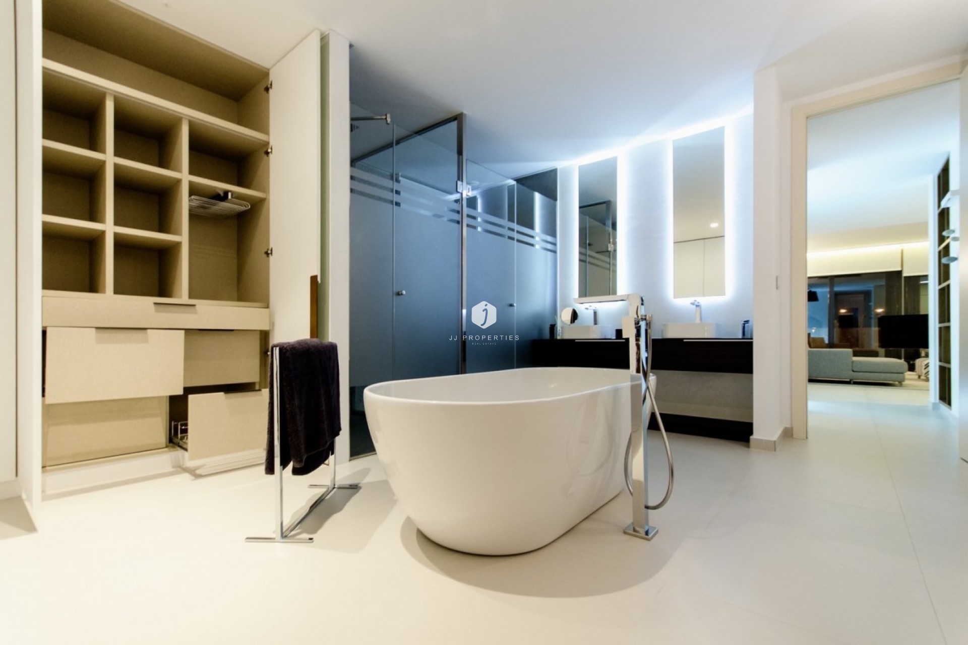 Obra nueva - Villa -
Orihuela Costa - Campoamor