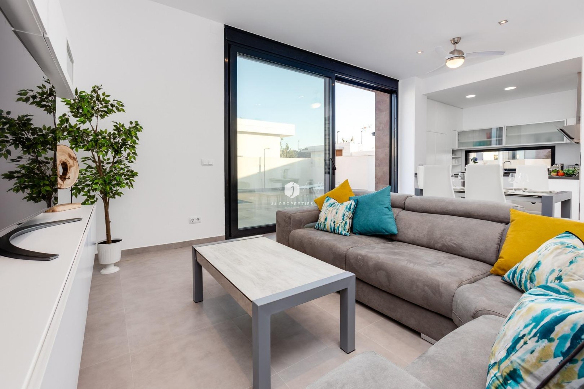 Obra nueva - Villa -
Pilar de la Horadada