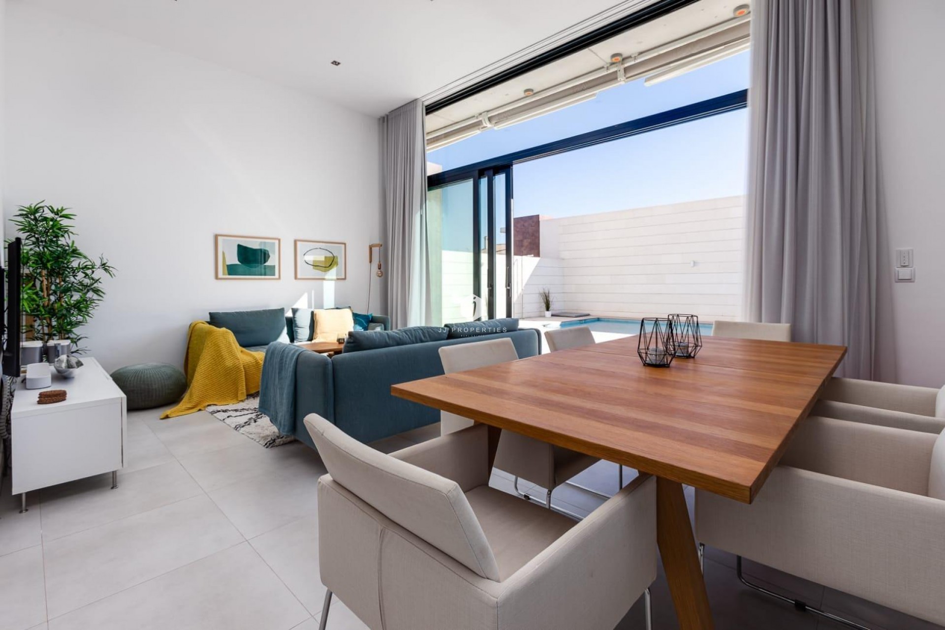 Obra nueva - Villa -
Pilar de la Horadada