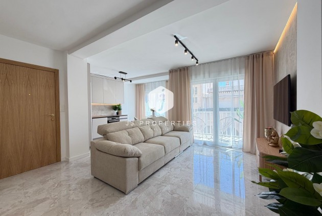 Penthouse - Aus zweiter Hand - Torrevieja -
                Estacion de autobuses