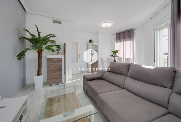 Penthouse - Resale - Almoradí -
                Parque De La U