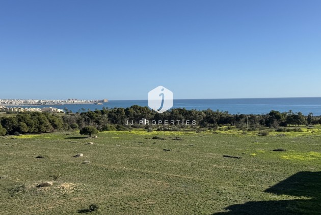 Penthouse - Resale - Punta Prima -
                Costa Blanca