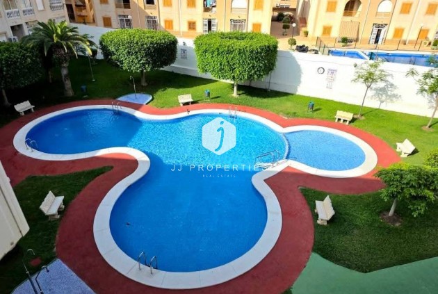Penthouse - Resale - Torrevieja -
                Acequion