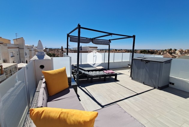 Penthouse - Tweedehands -
            San Miguel de Salinas - C-46521