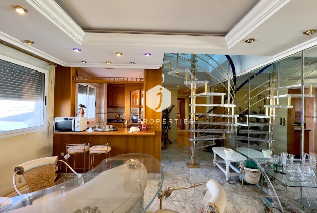 Penthouse - Tweedehands - Torrevieja -
                Centro