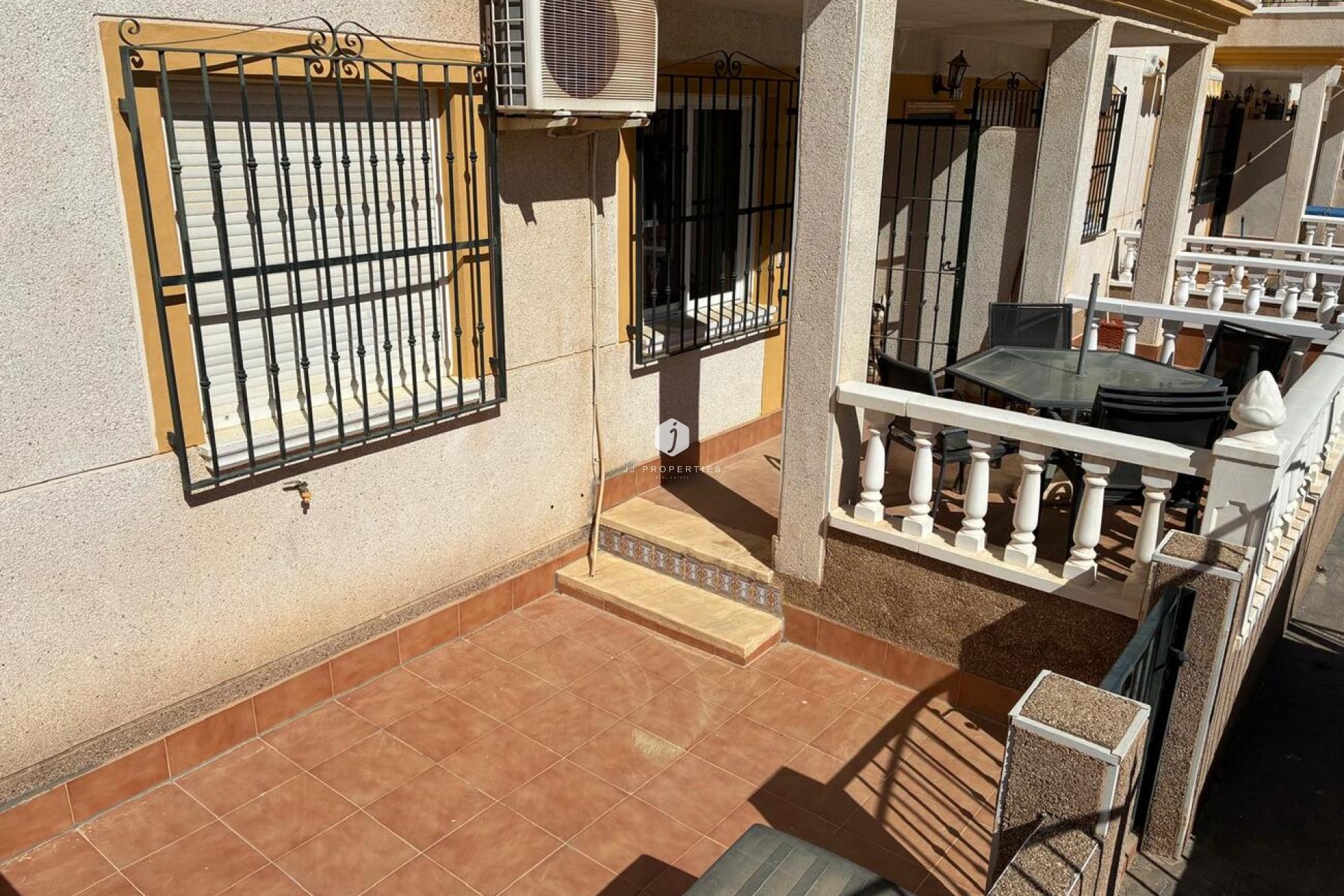 Resale - Apartment / flat -
Algorfa - Costa Blanca