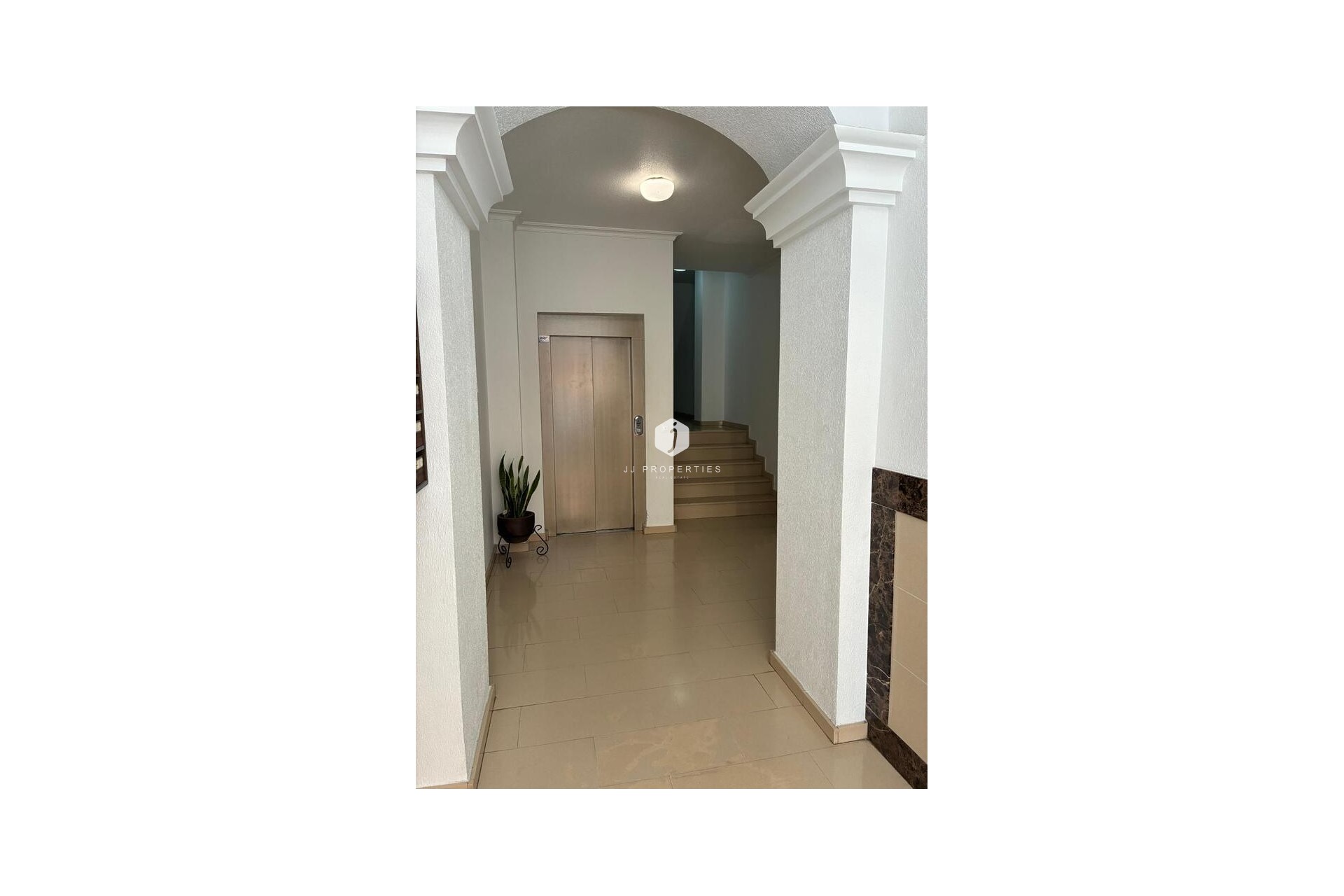 Resale - Apartment / flat -
Almoradí - Costa Blanca