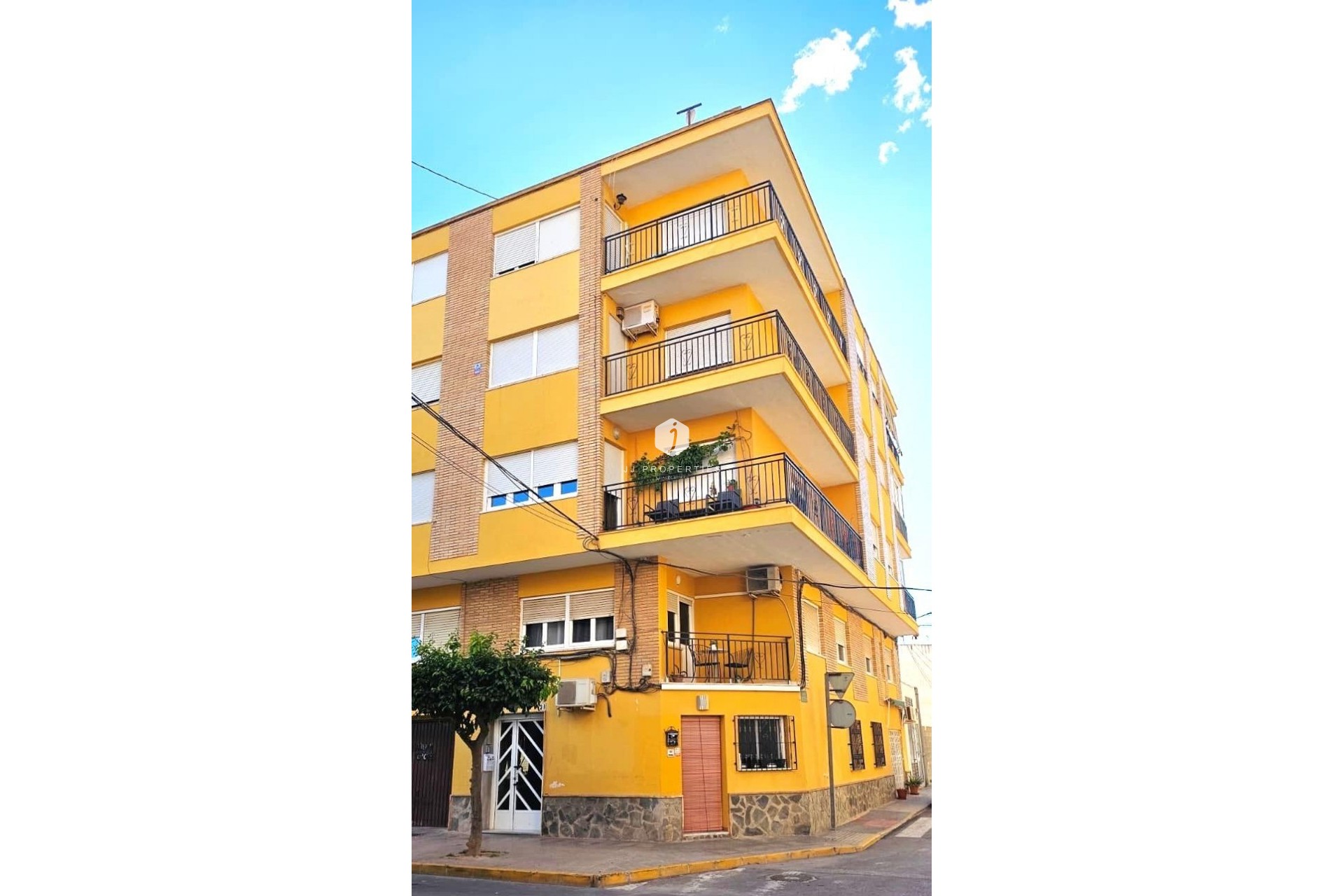 Resale - Apartment / flat -
Bigastro - Comunidad Valenciana