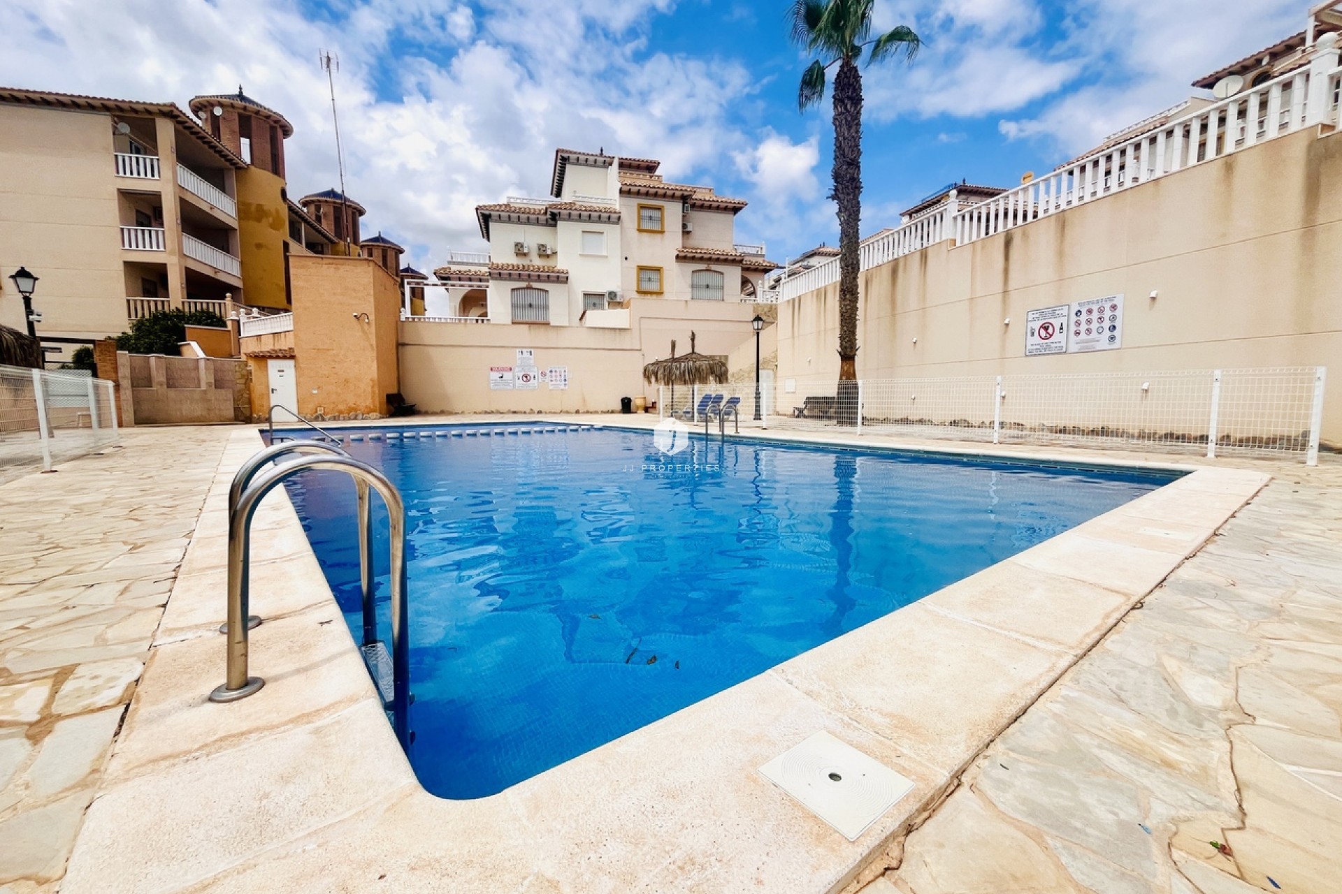 Resale - Apartment / flat -
Cabo Roig - Costa Blanca