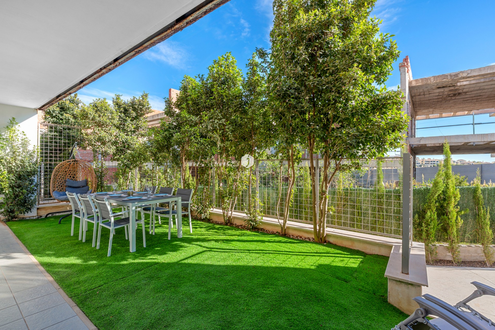 Resale - Apartment / flat -
Campoamor - Costa Blanca