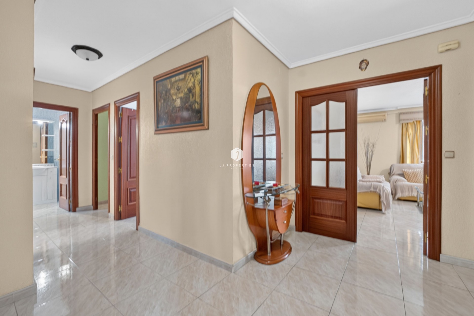 Resale - Apartment / flat -
Centro Torrevieja