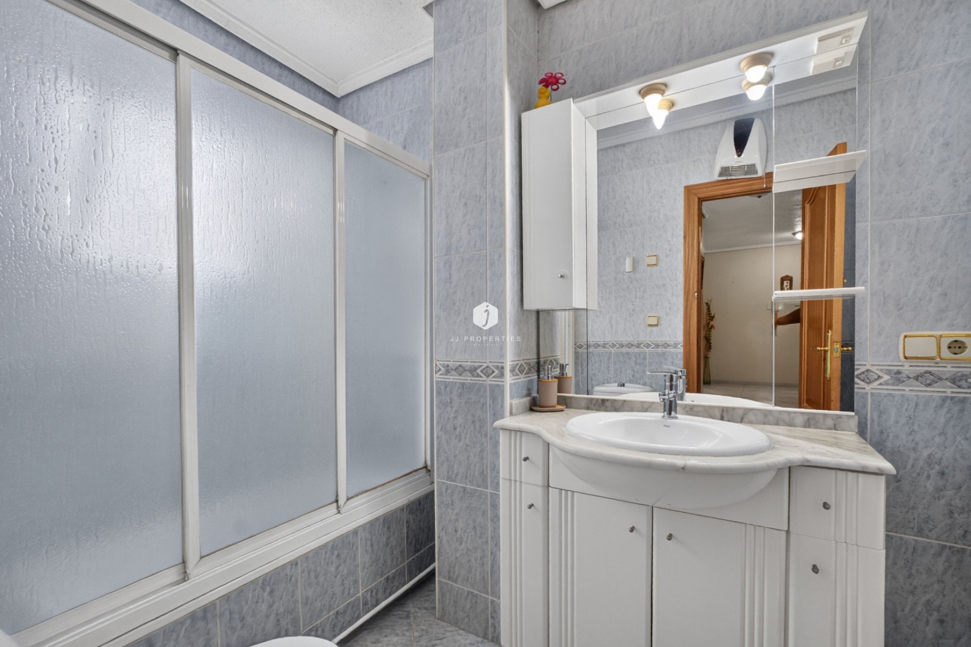 Resale - Apartment / flat -
Centro Torrevieja