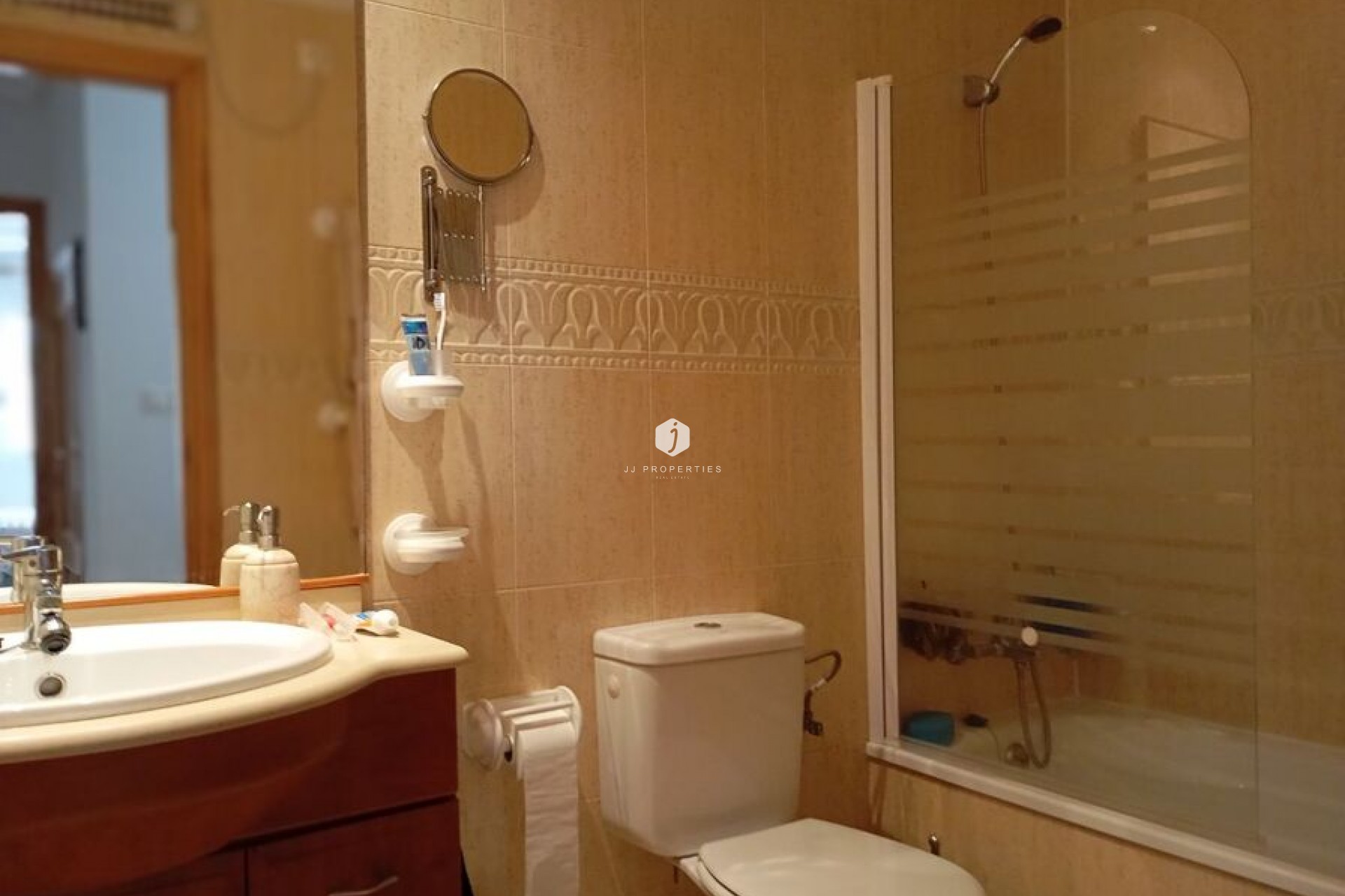 Resale - Apartment / flat -
Daya Vieja - Costa Blanca