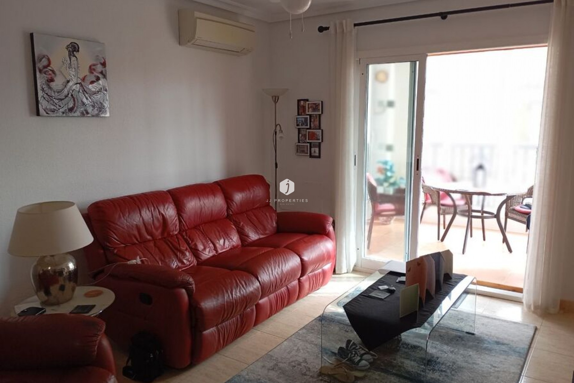 Resale - Apartment / flat -
Daya Vieja - Costa Blanca