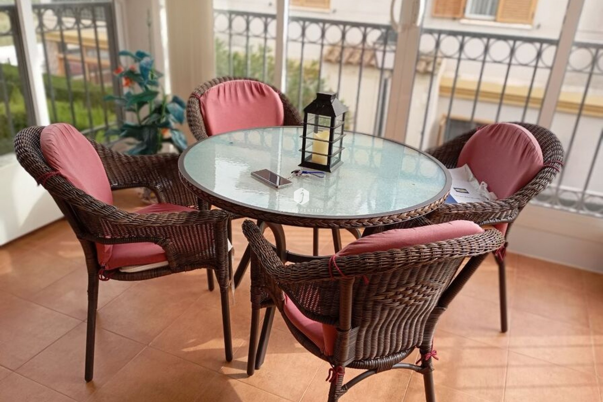 Resale - Apartment / flat -
Daya Vieja - Costa Blanca