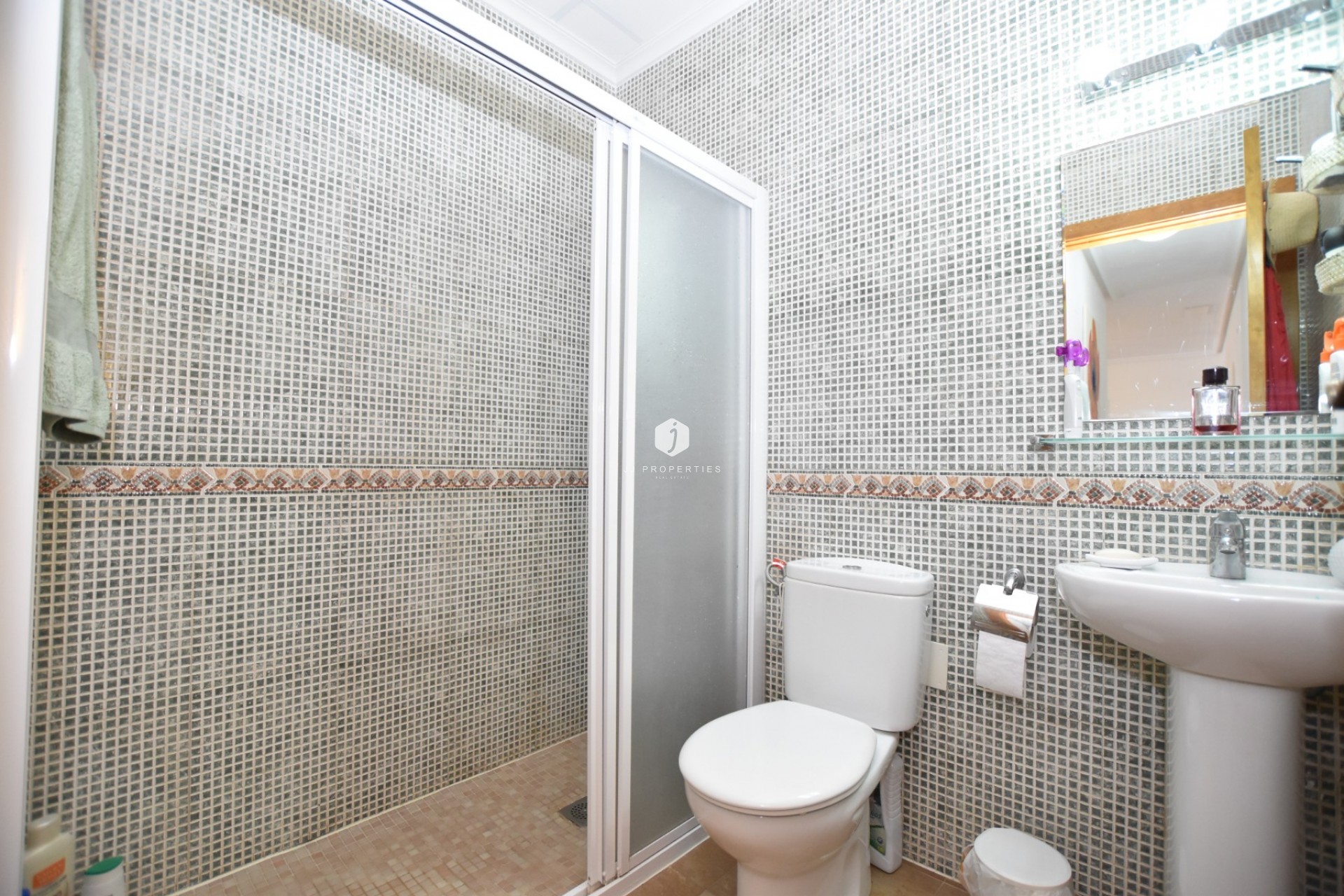 Resale - Apartment / flat -
Daya Vieja - Costa Blanca