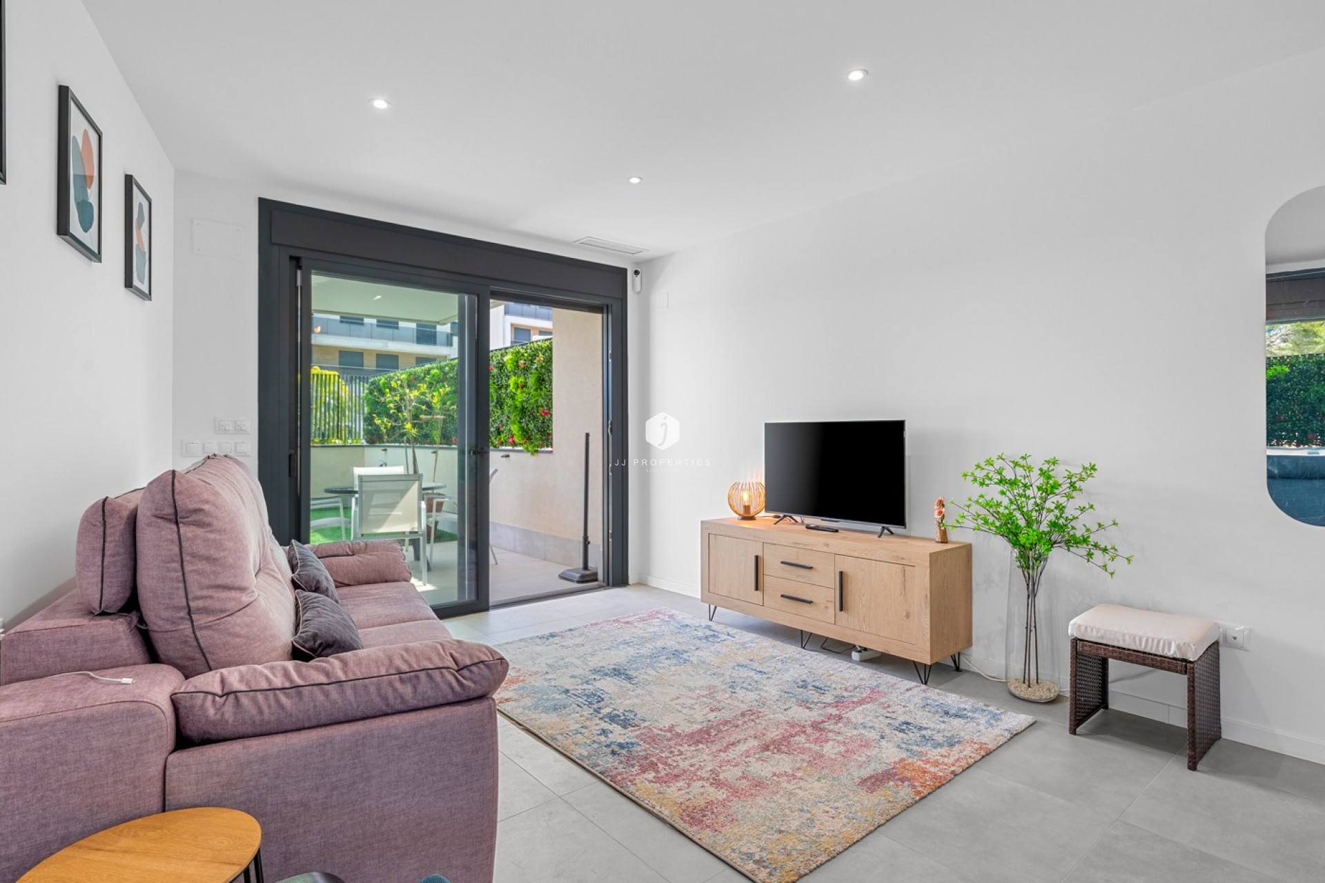 Resale - Apartment / flat -
Dehesa de Campoamor - Costa Blanca