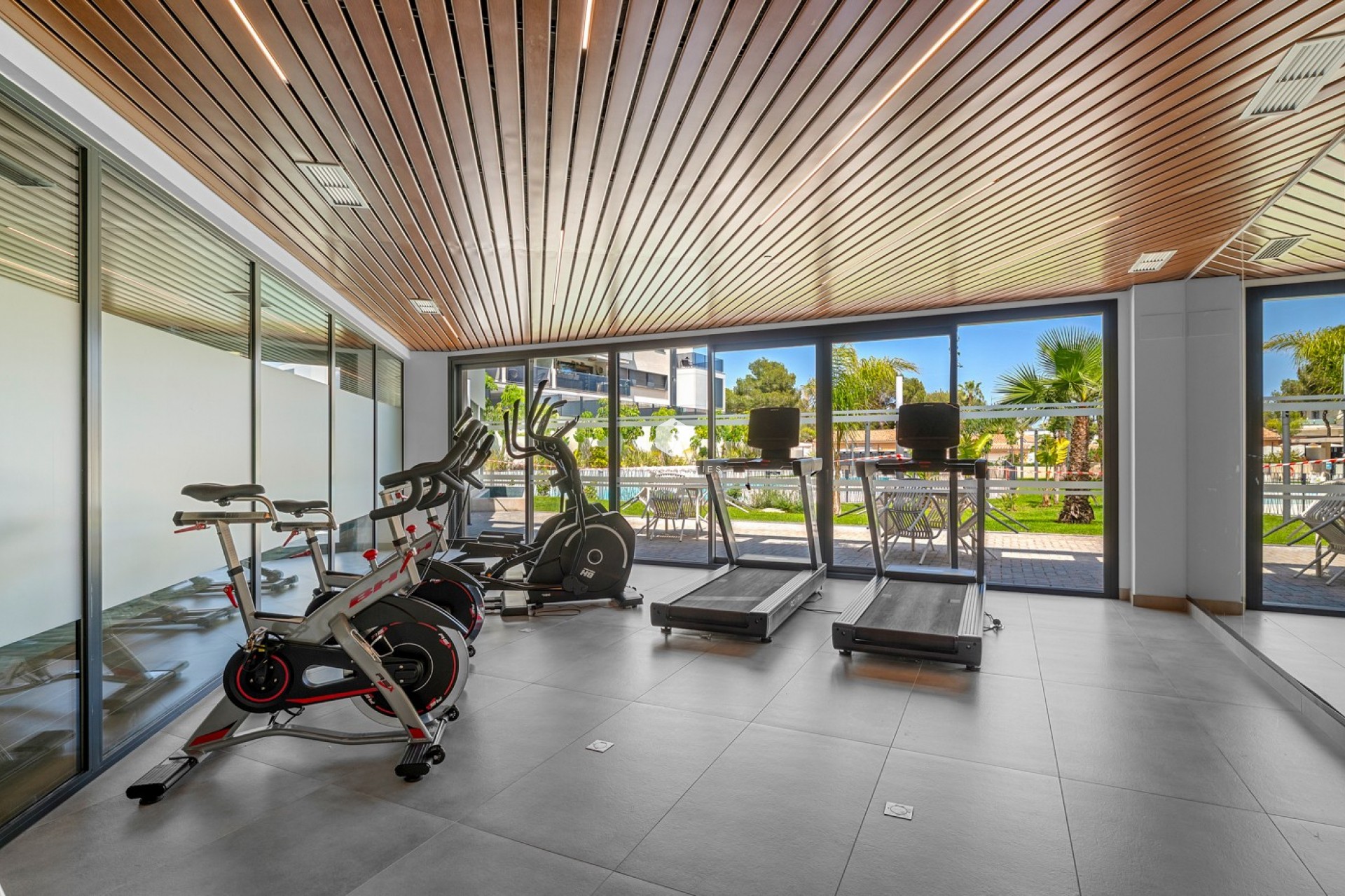 Resale - Apartment / flat -
Dehesa de Campoamor - Costa Blanca
