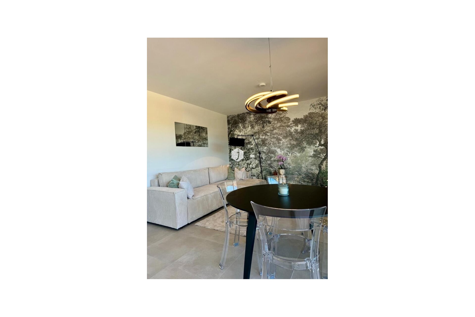 Resale - Apartment / flat -
Dehesa de Campoamor - Costa Blanca