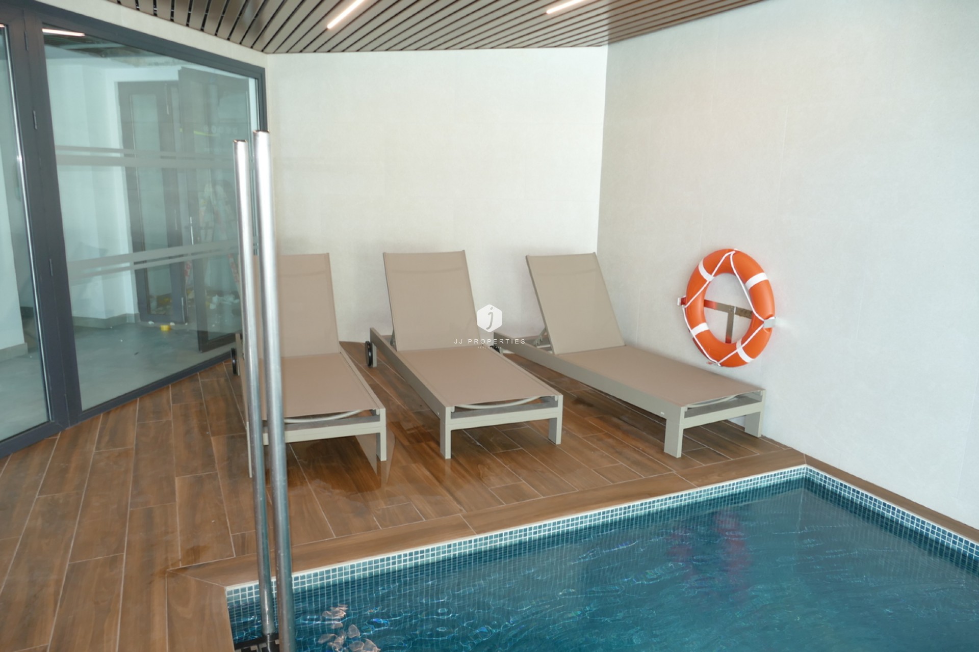 Resale - Apartment / flat -
Dehesa de Campoamor - Costa Blanca