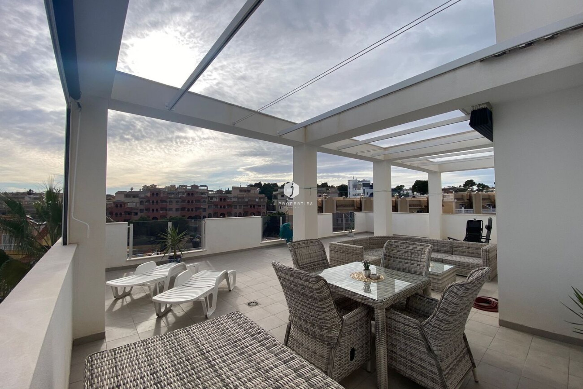 Resale - Apartment / flat -
Dehesa de Campoamor - Las Filipinas