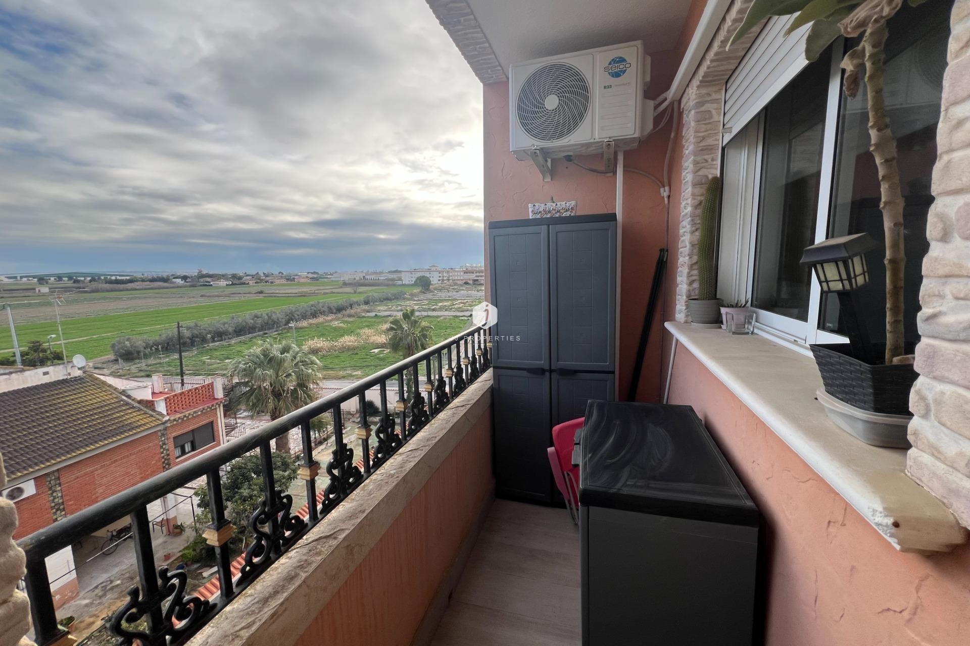 Resale - Apartment / flat -
Dolores - Comunidad Valenciana
