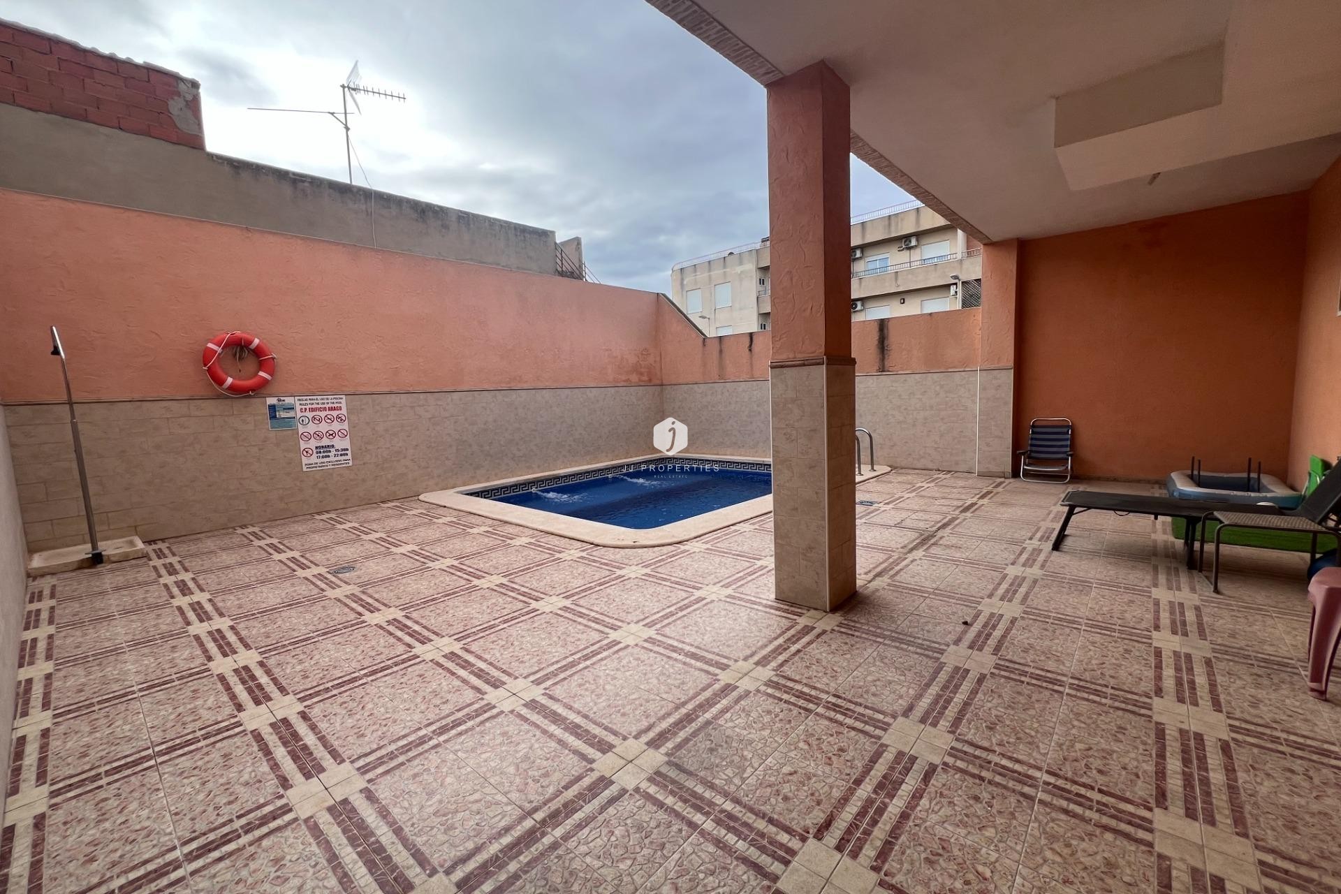 Resale - Apartment / flat -
Dolores - Comunidad Valenciana