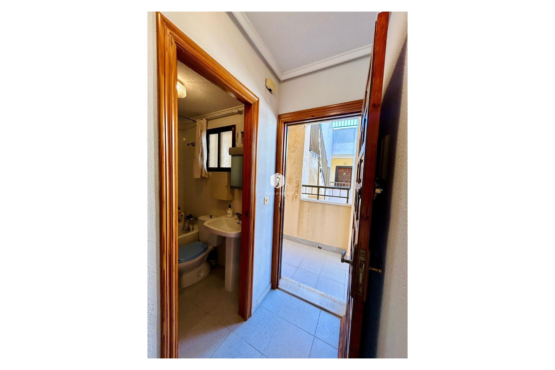 Resale - Apartment / flat -
El Chaparral - Inland