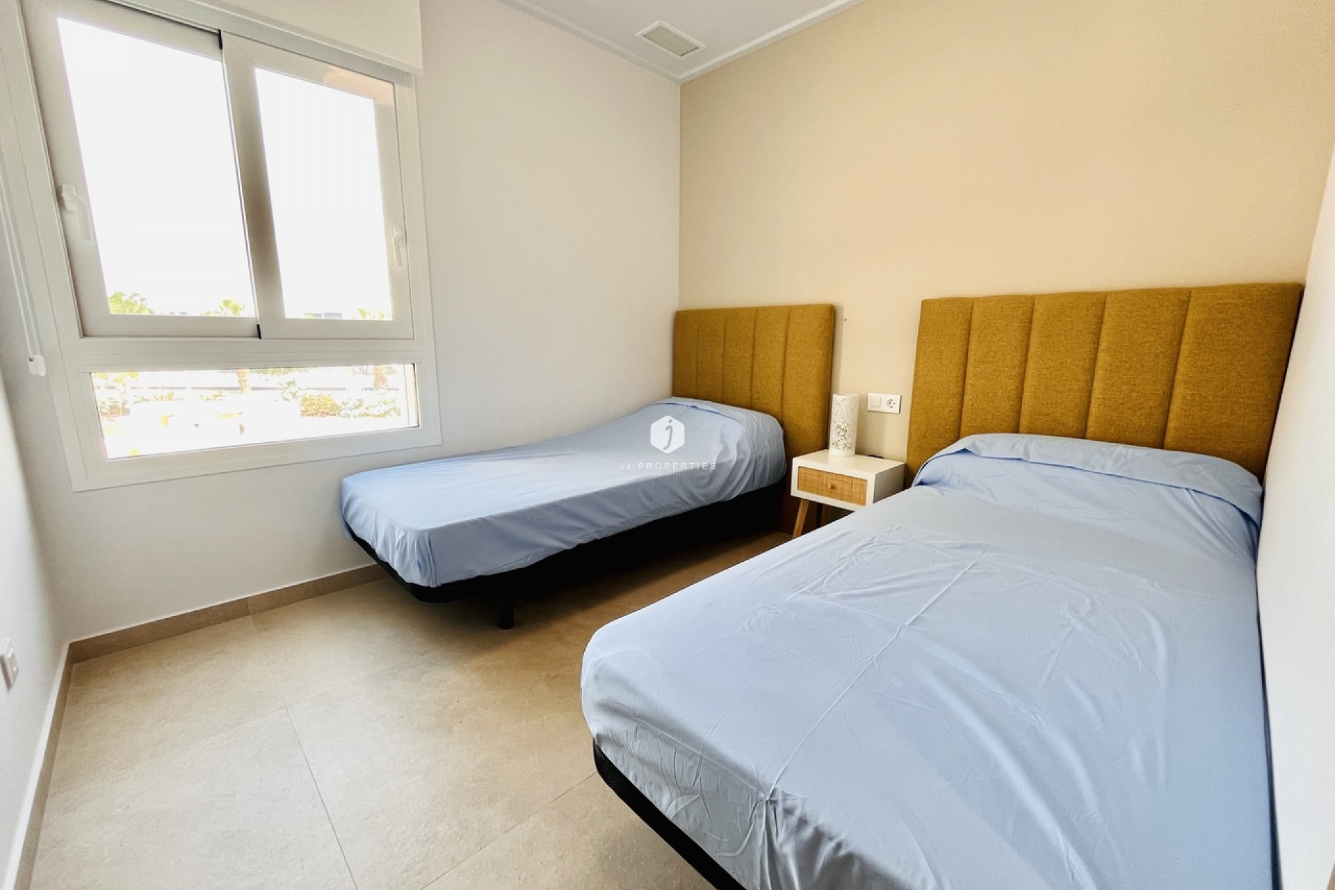 Resale - Apartment / flat -
El Raso - Costa Blanca