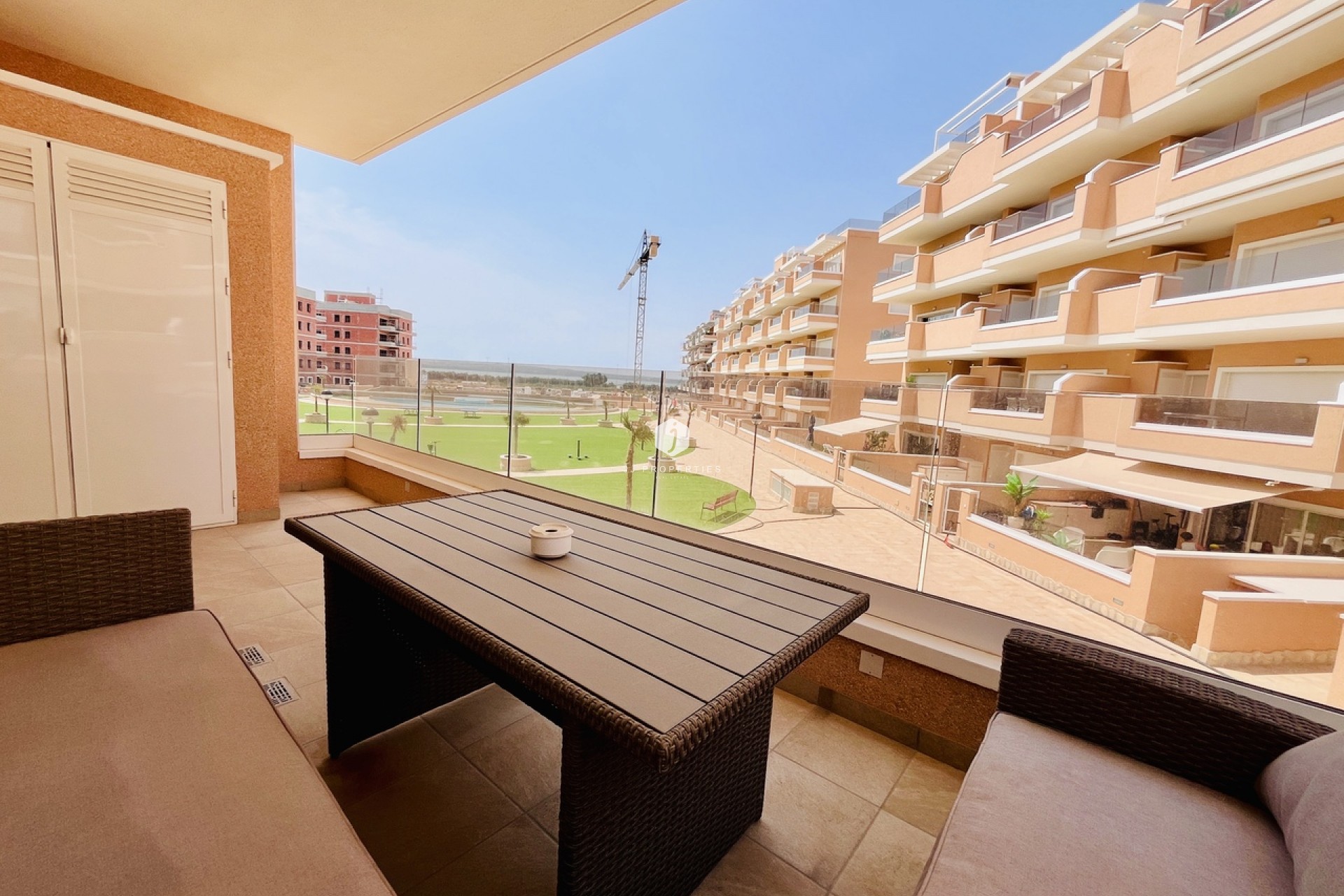 Resale - Apartment / flat -
El Raso - Costa Blanca
