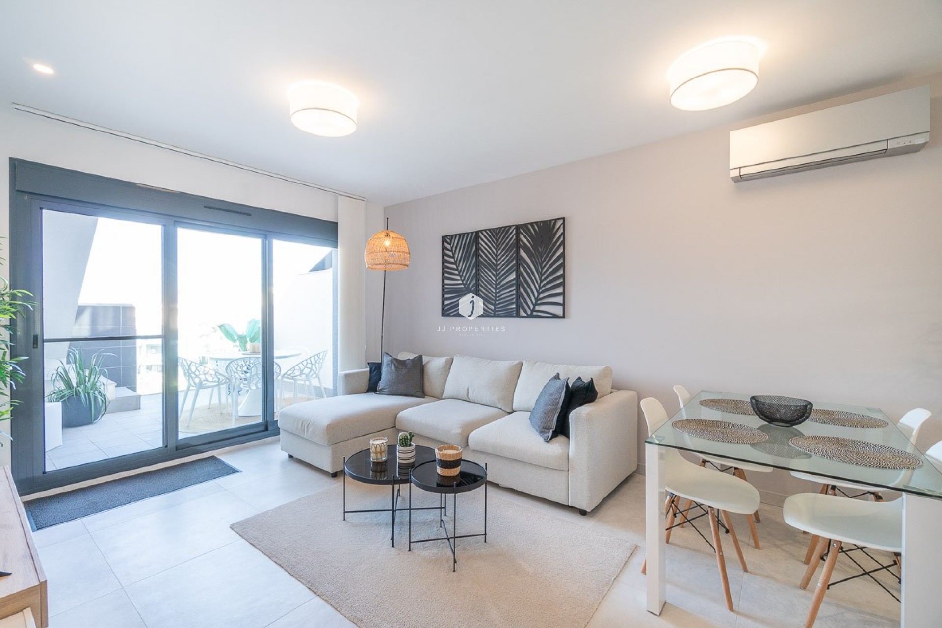 Resale - Apartment / flat -
El Raso - Costa Blanca