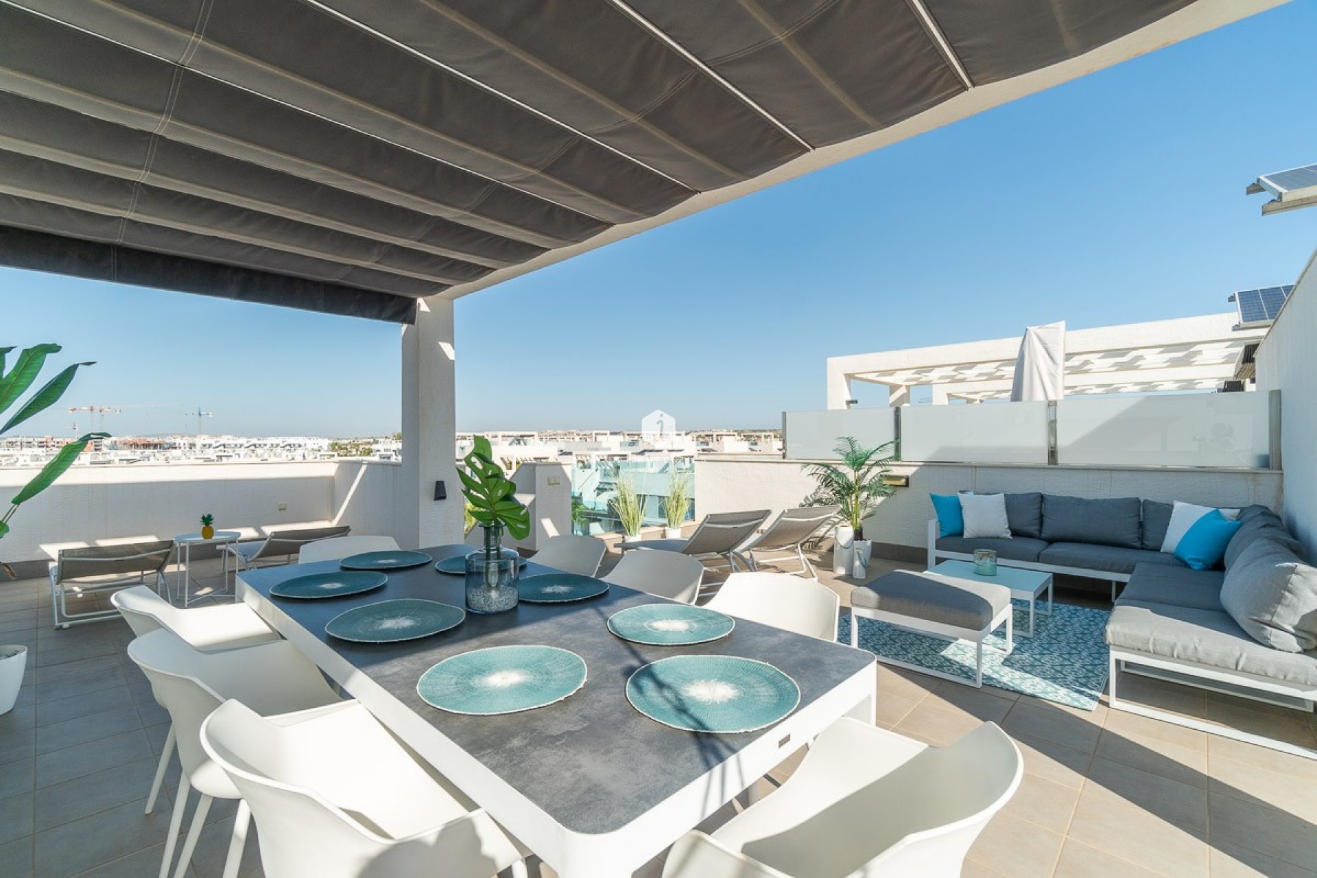 Resale - Apartment / flat -
El Raso - Costa Blanca